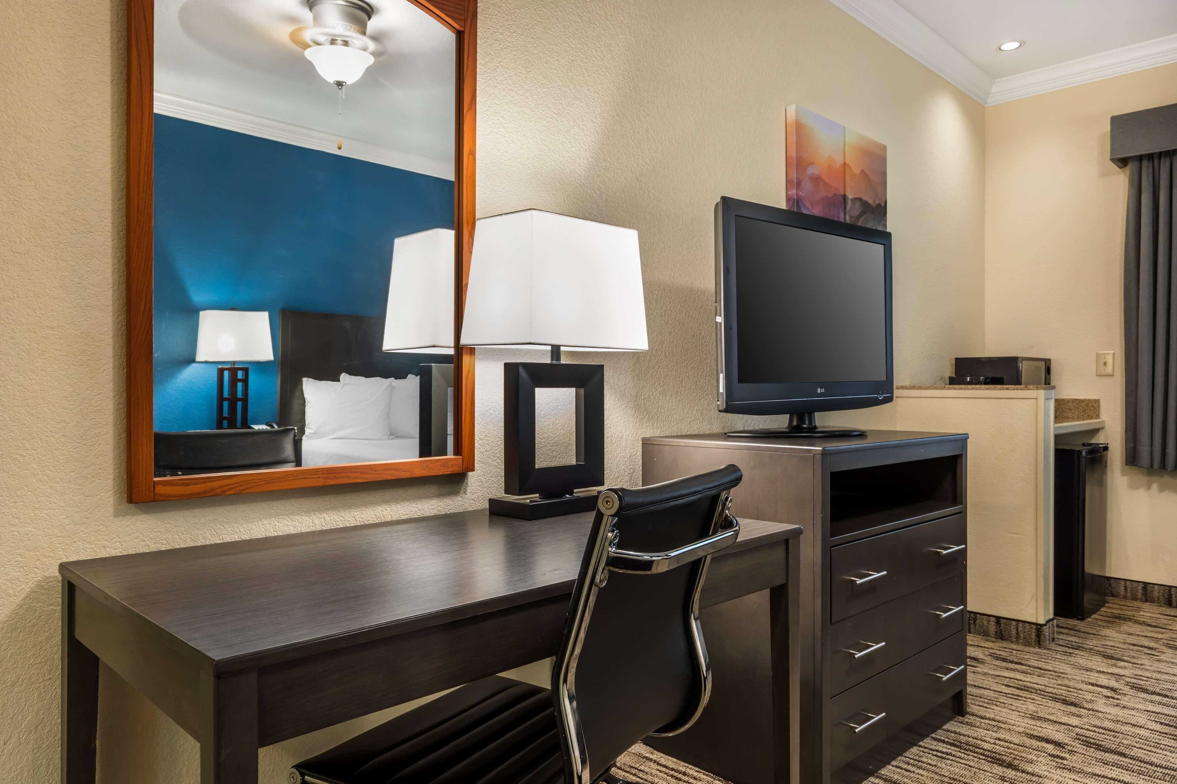 Room Two Queen Beds Non Smoking