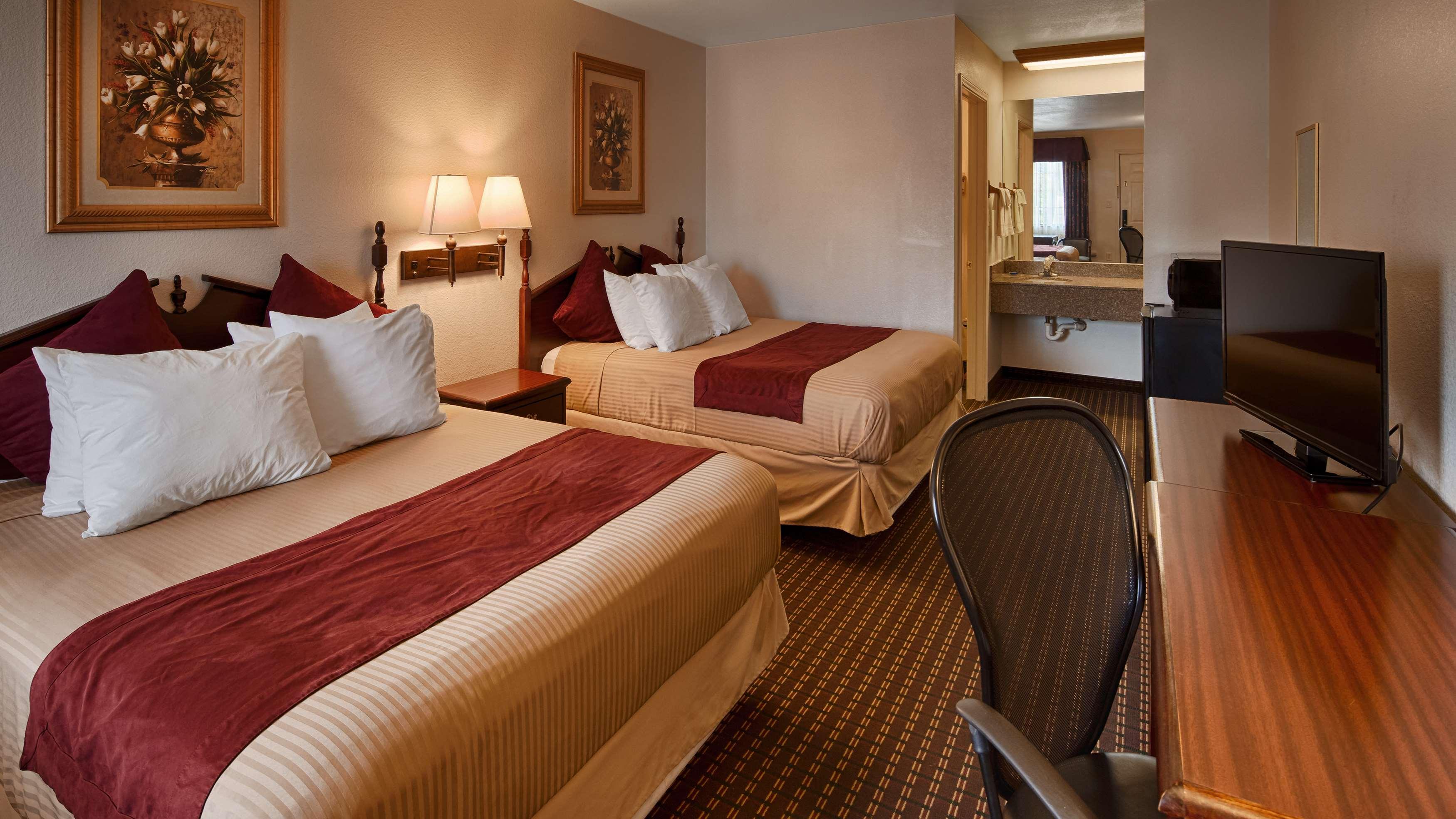 Room Two Queen Beds Non Smoking