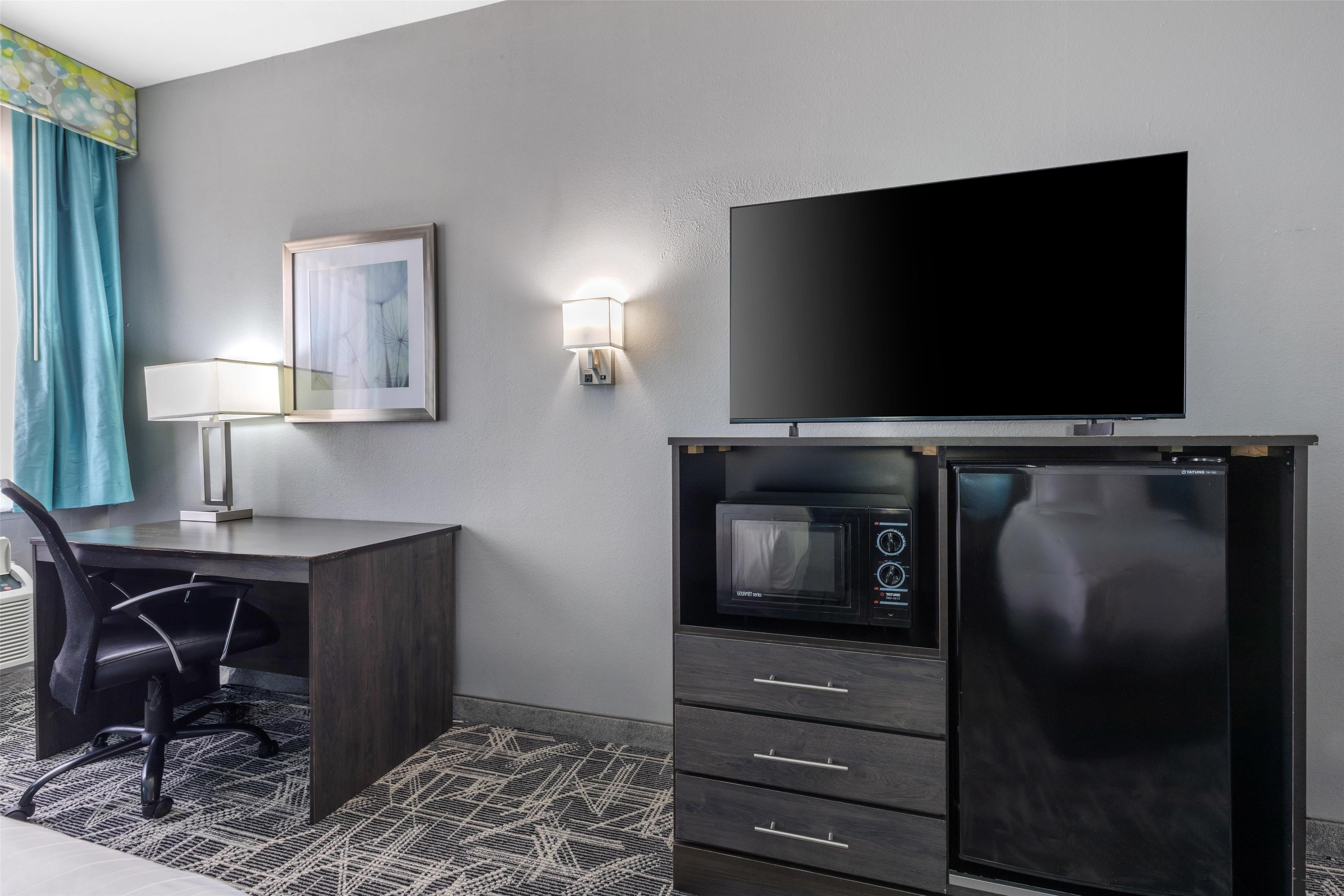 Double Accessible-two Queen Beds