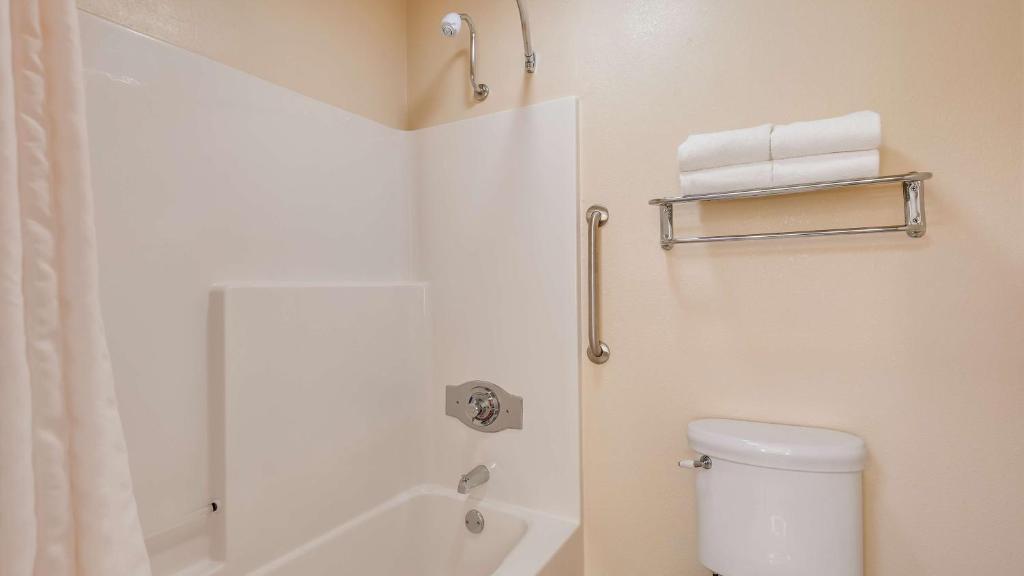 Room Accessible-two Queen Beds