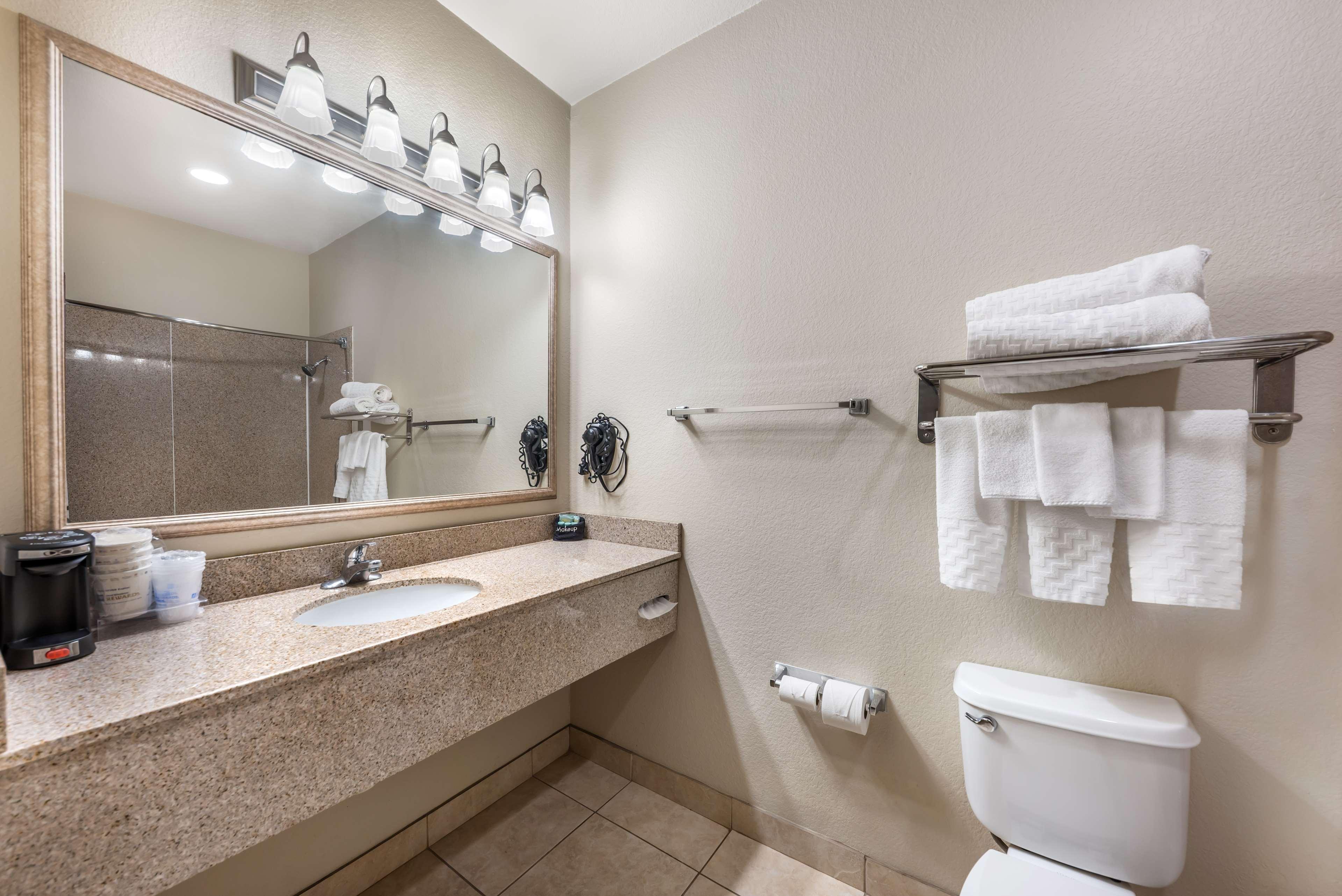 Room King Bed Non Smoking