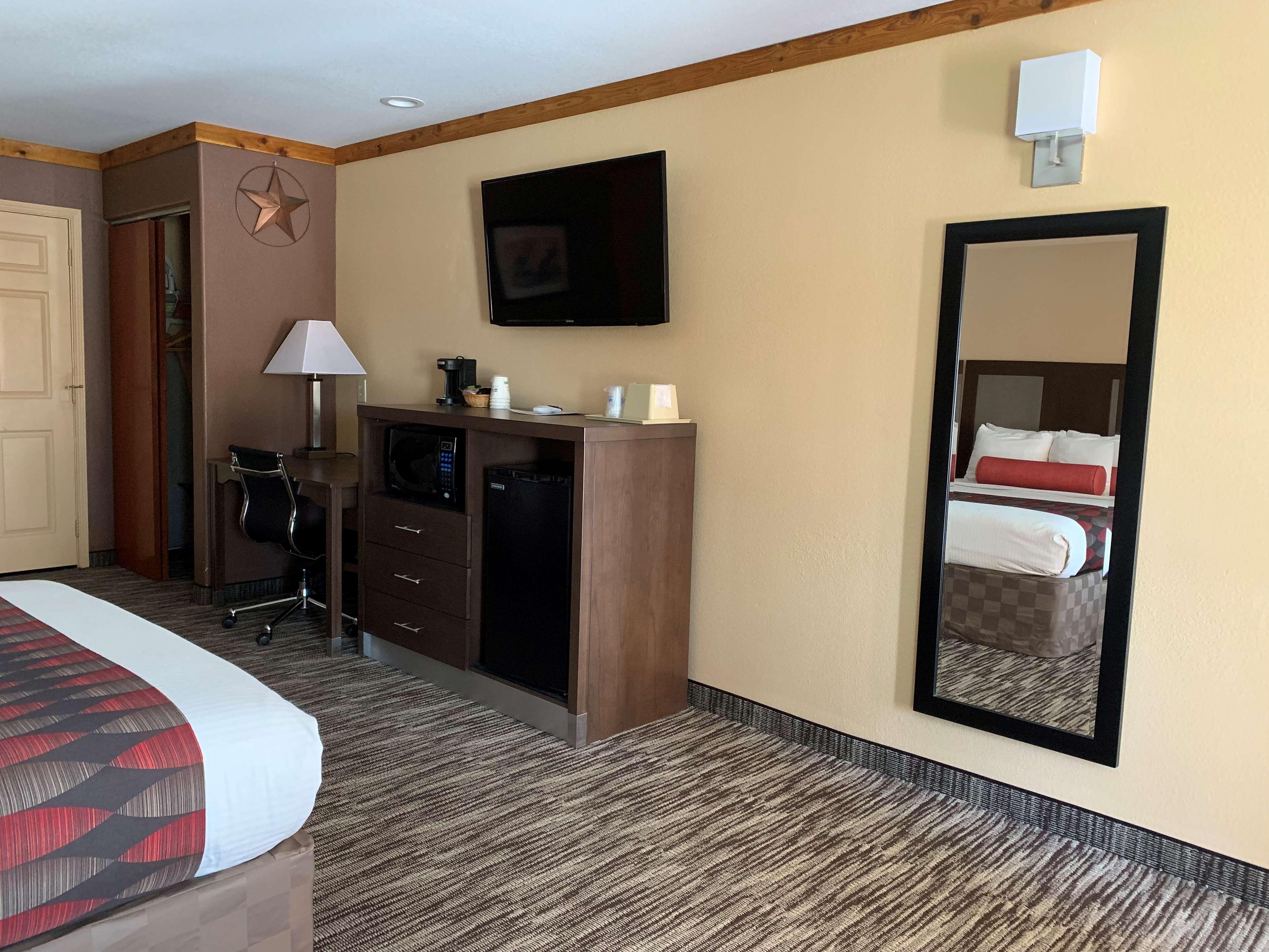 Room Two Queen Beds Non Smoking