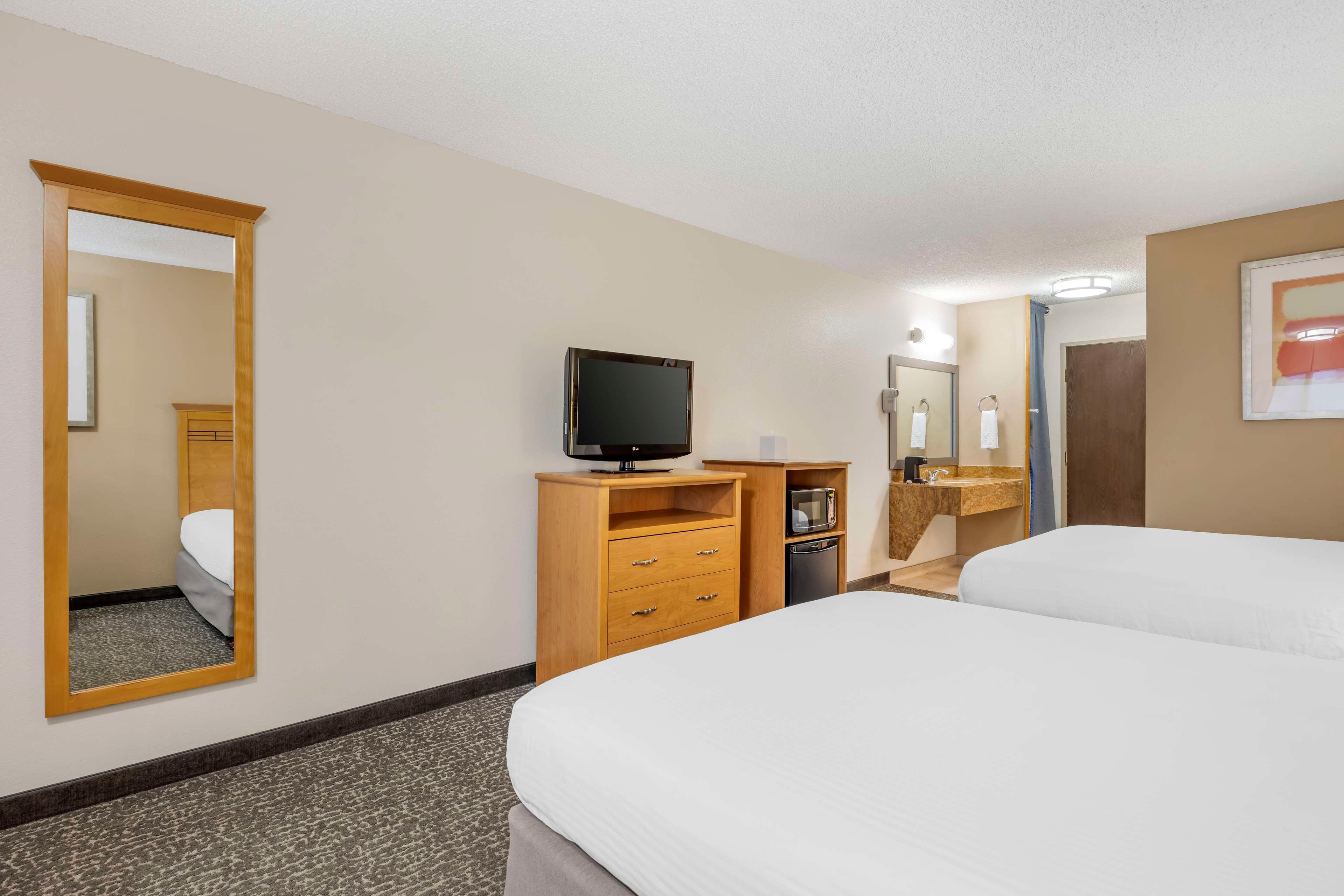 Room Two Queen Beds Non Smoking