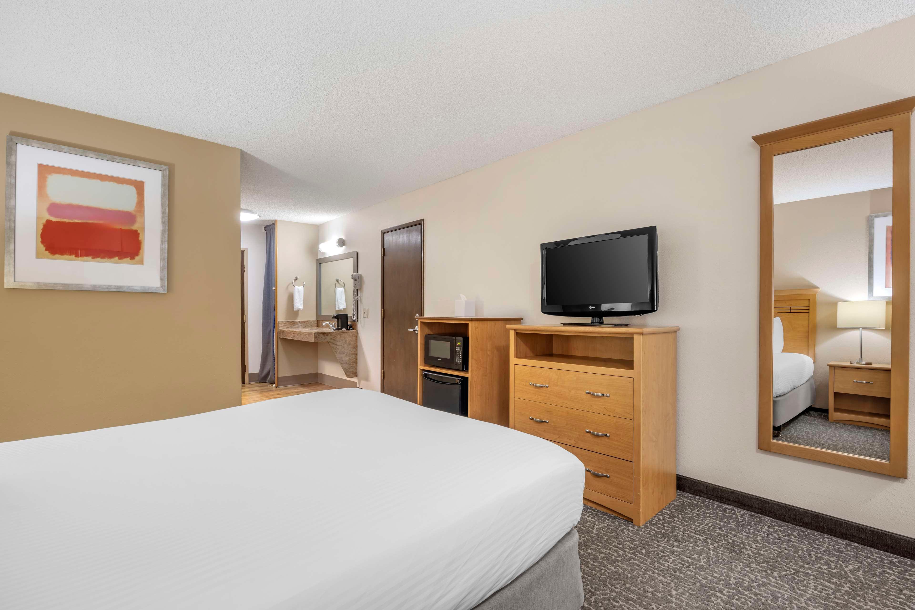 Room Queen Bed Non Smoking