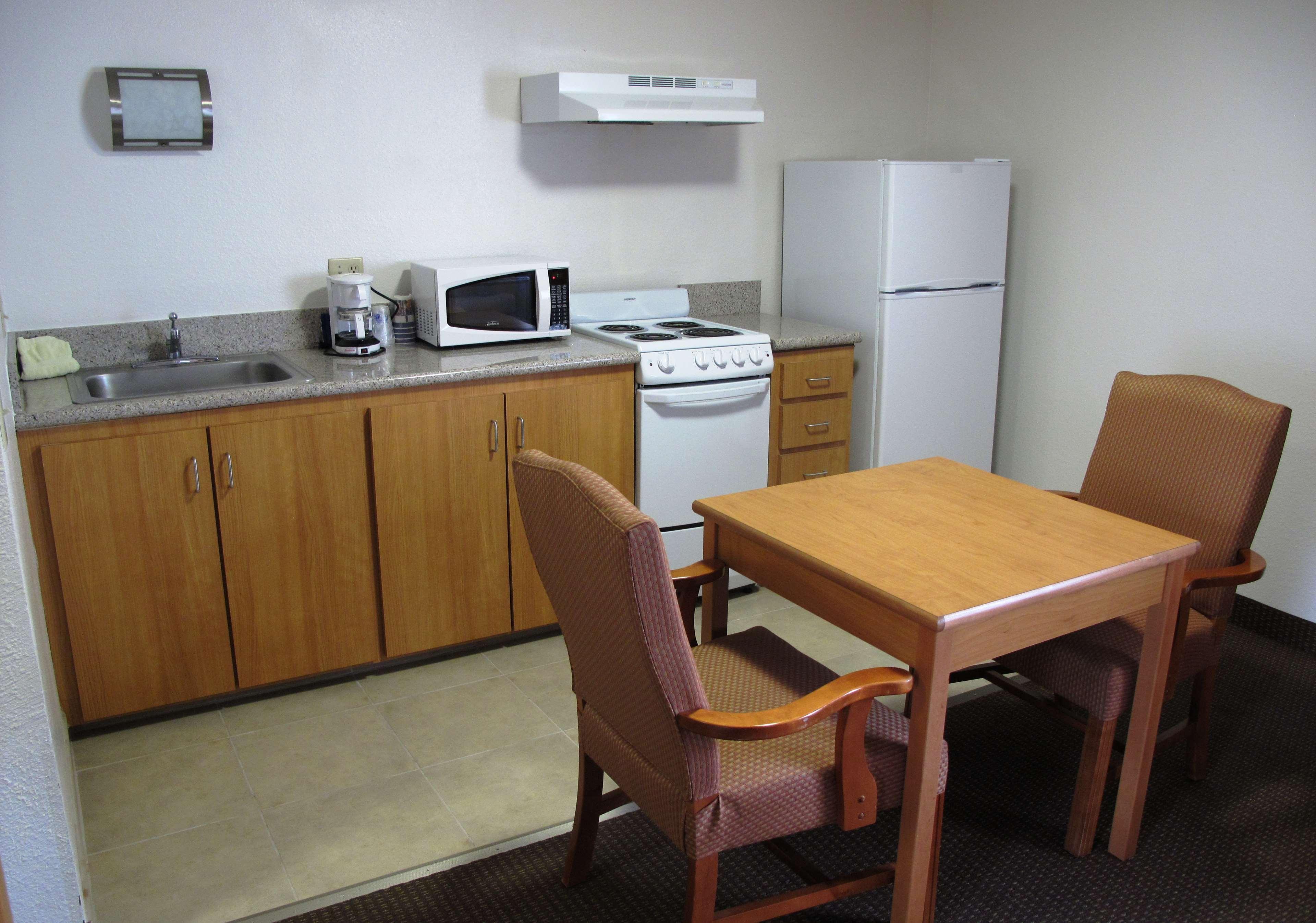 Suite Two Queen Beds