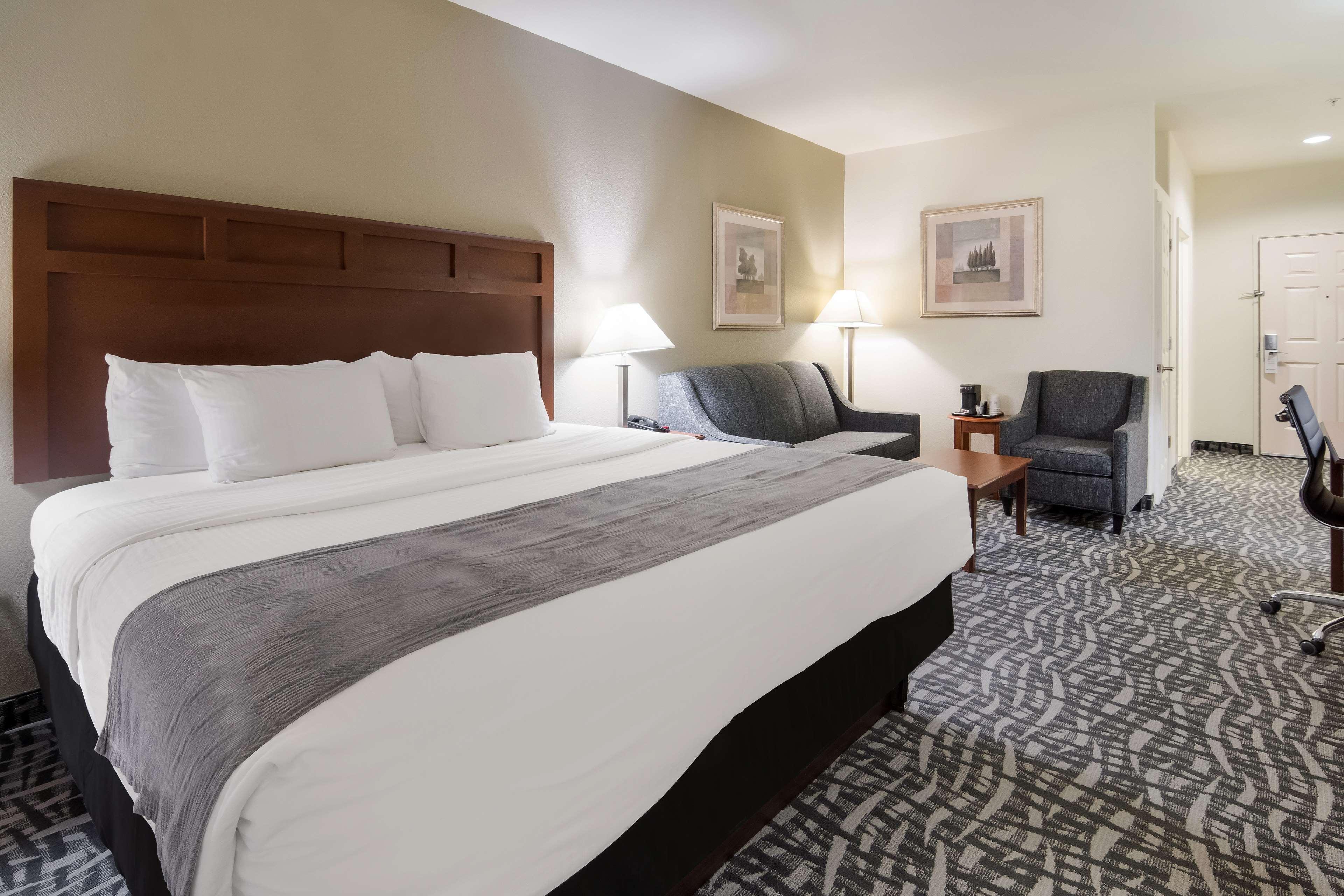 Junior Suite King Size Bed