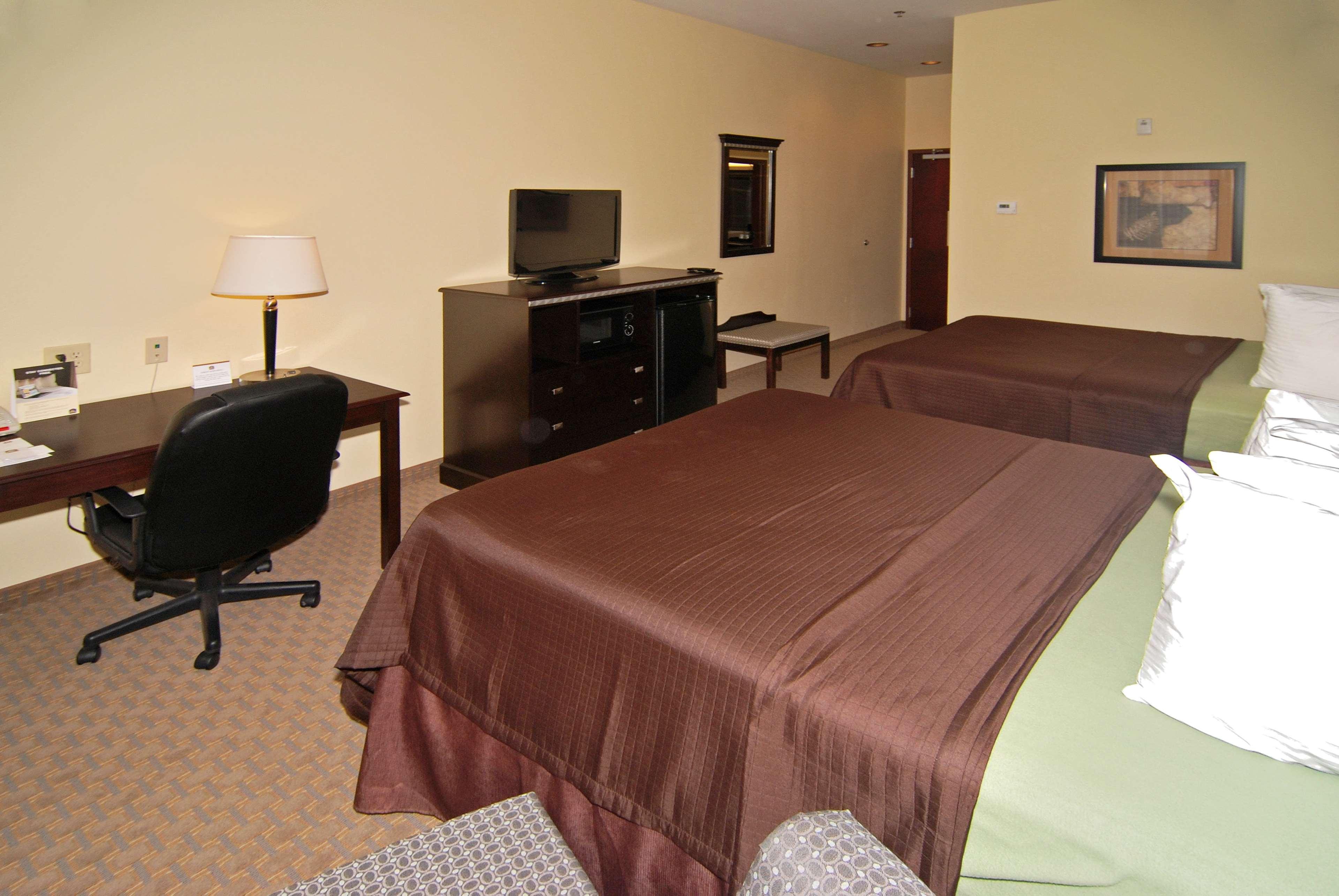 Room Accessible-two Queen Beds