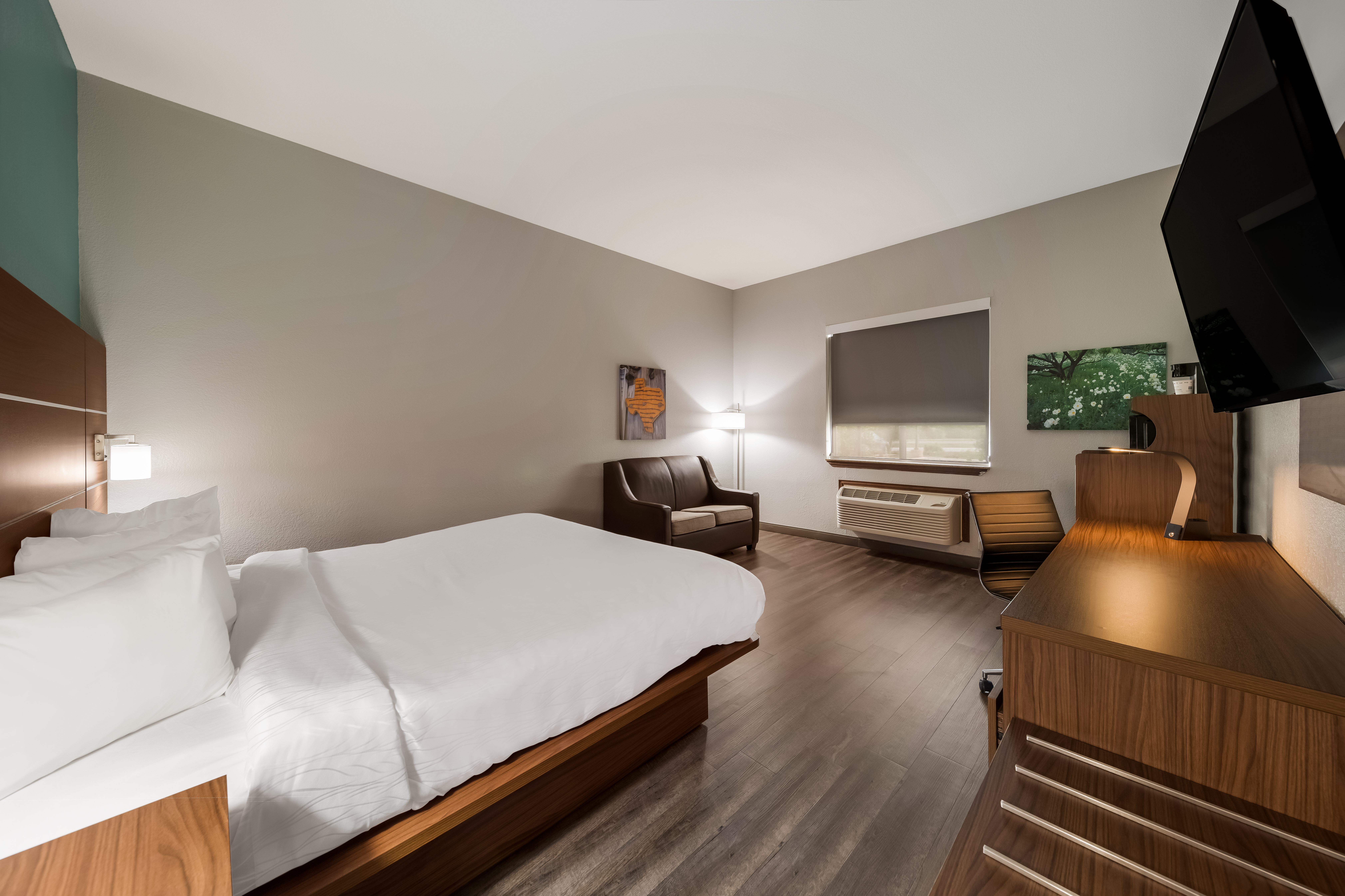 Double Accessible King Size Bed