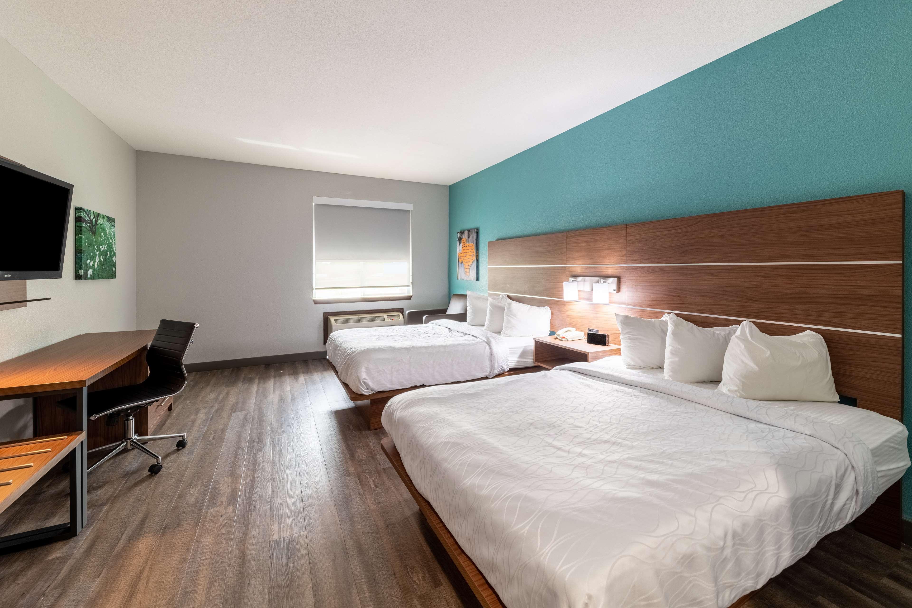 Quadruple with Kitchenette