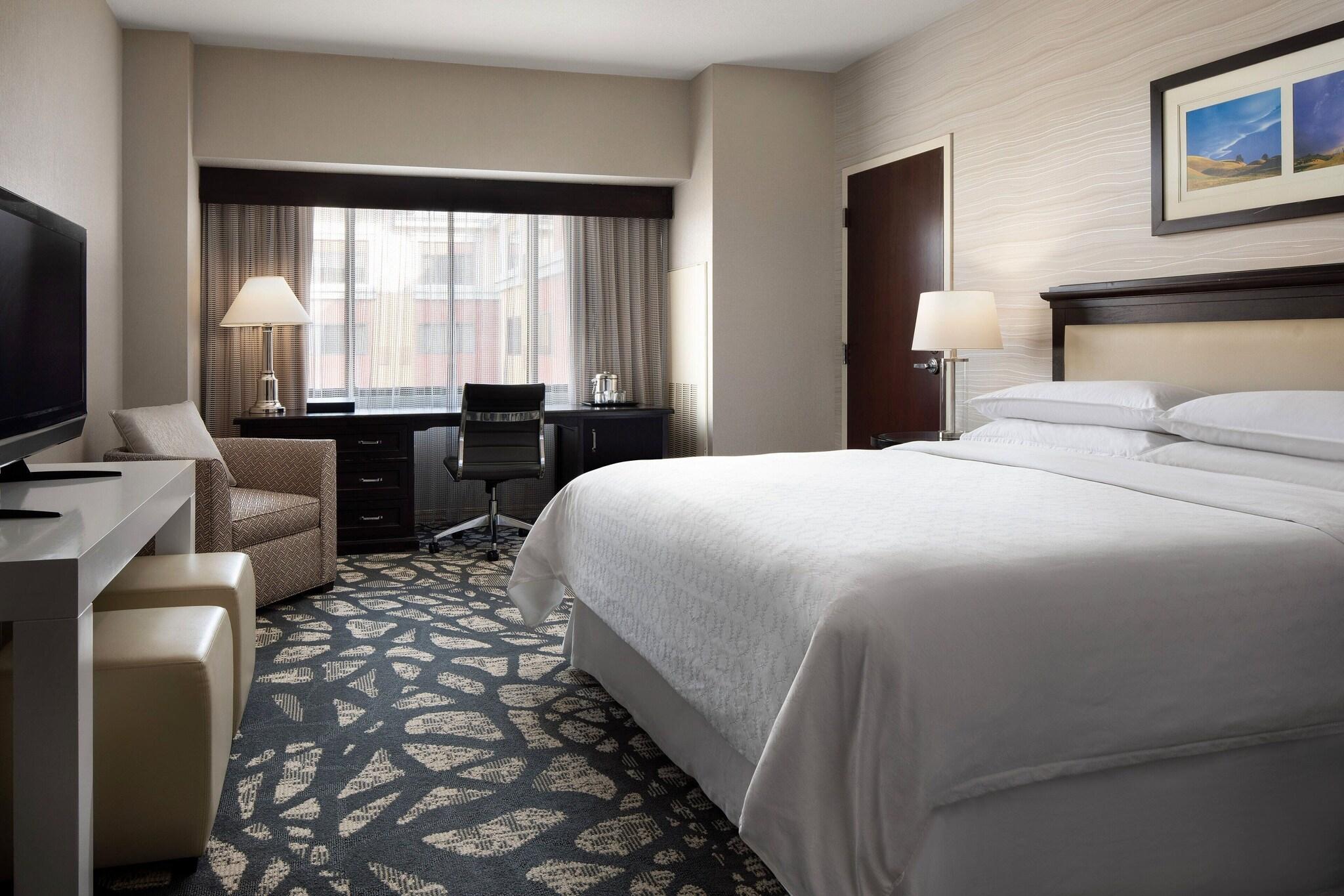 Double Club King Bed