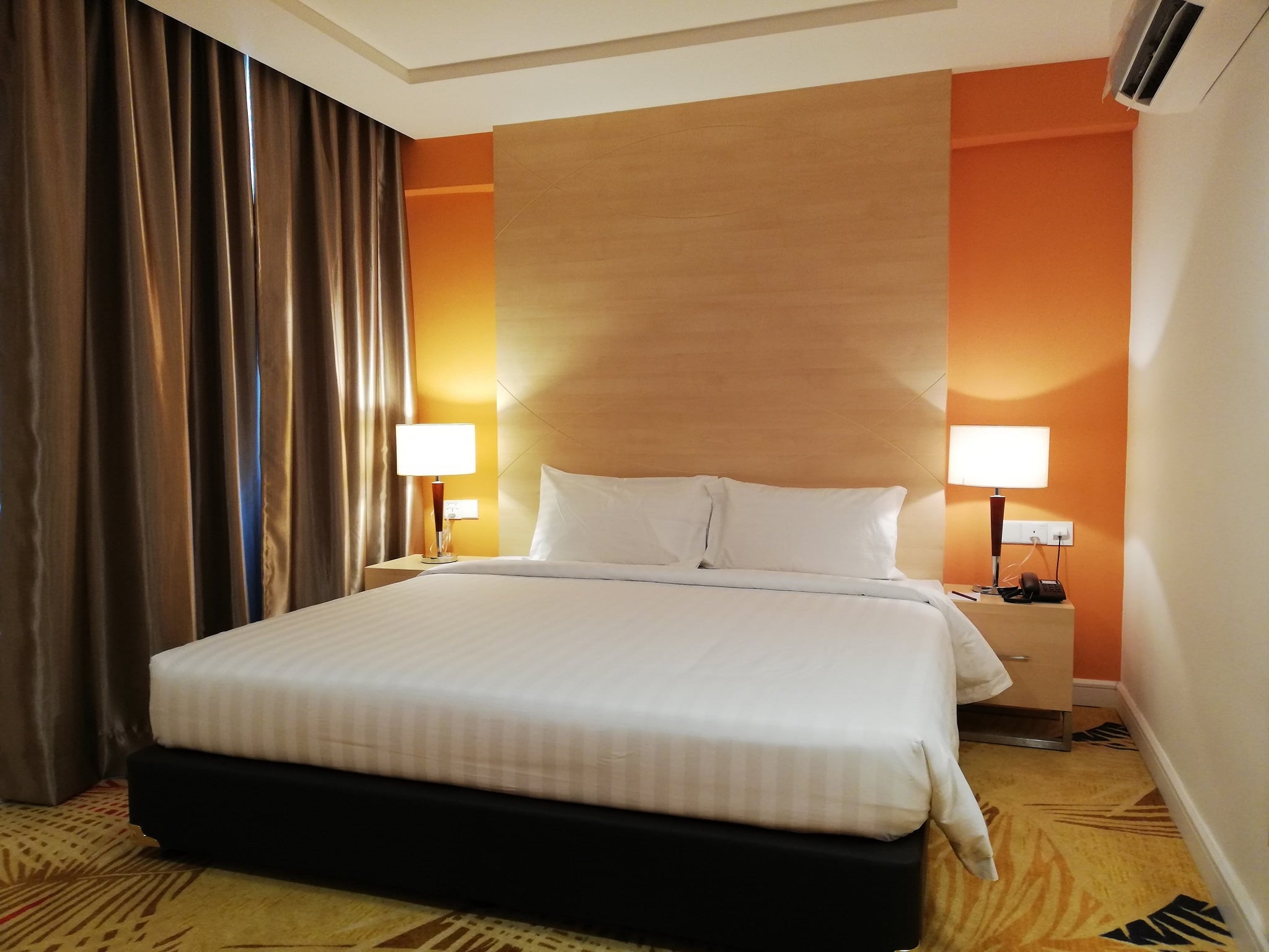 Double or Twin Deluxe