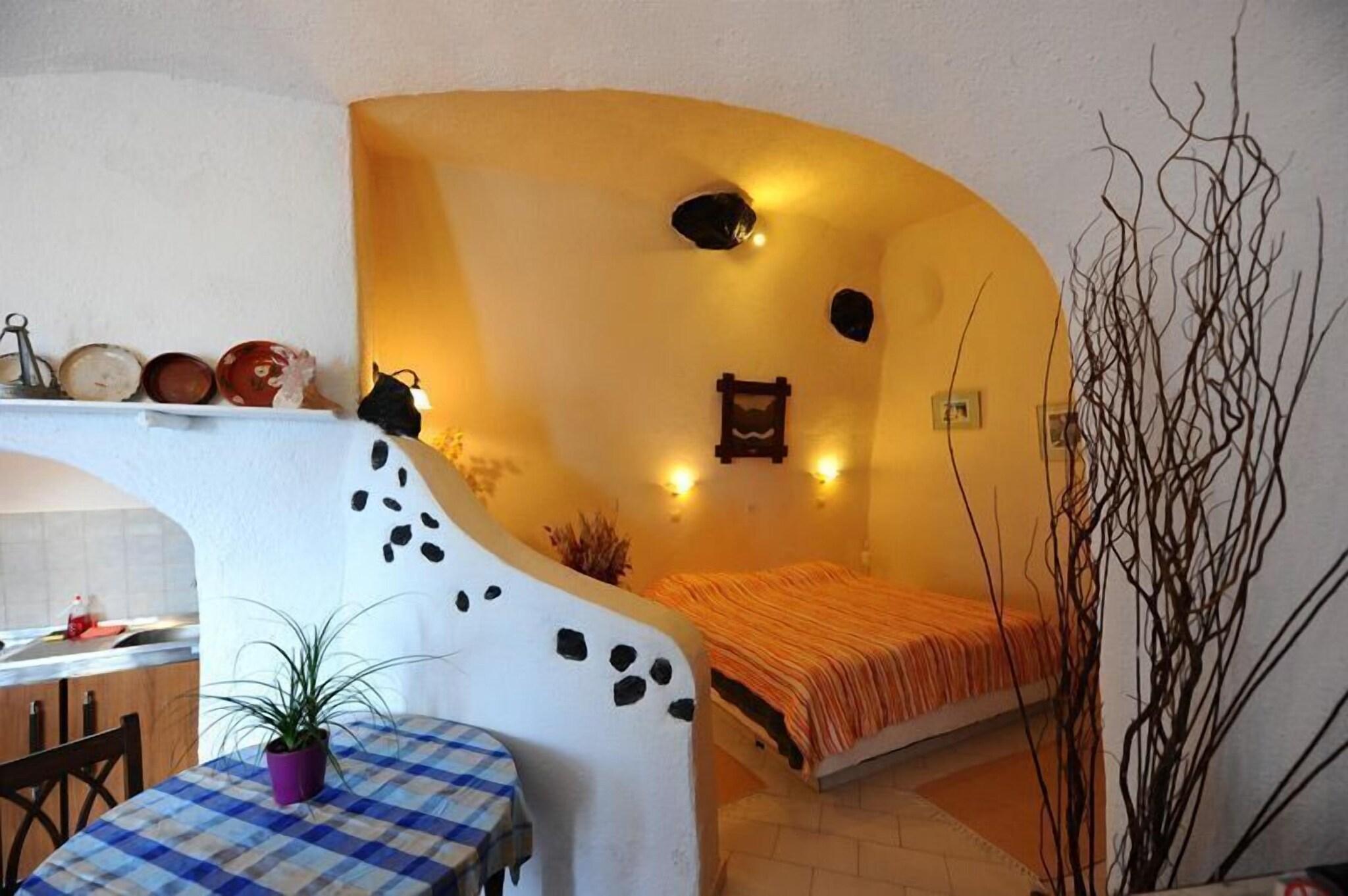 Apartment Queen Size Bed