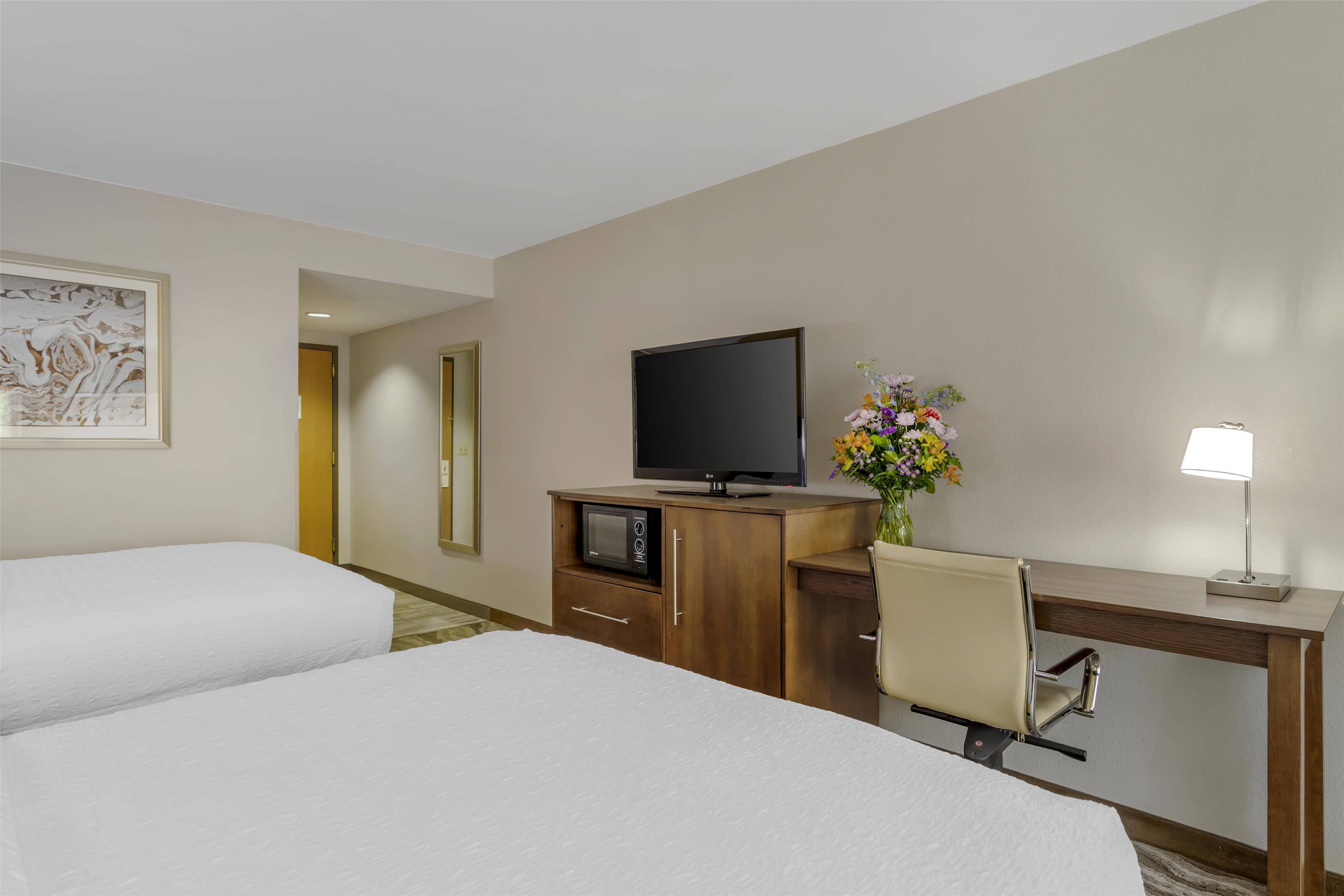 Suite Two Queen Beds