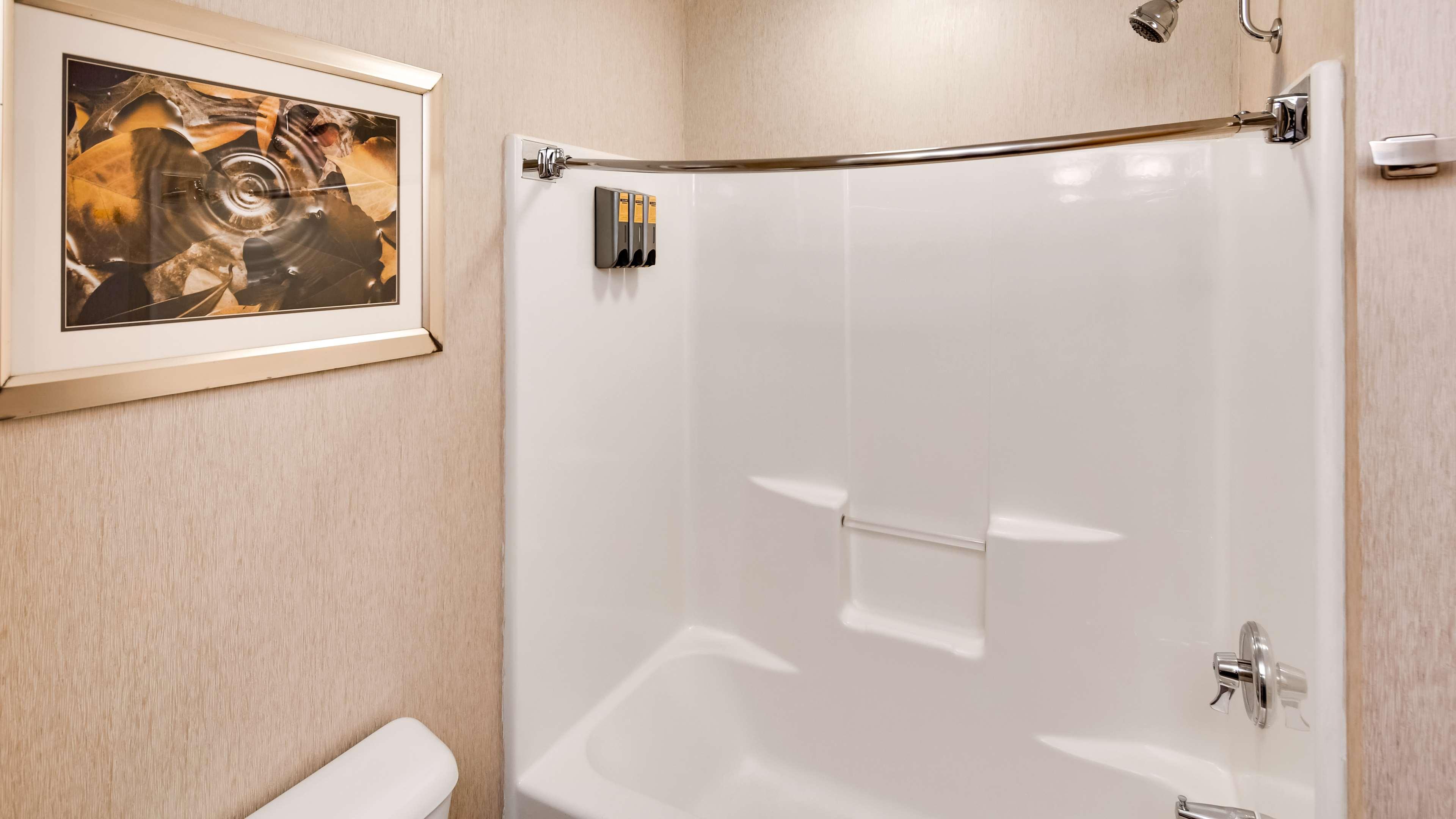 Suite Two Queen Beds