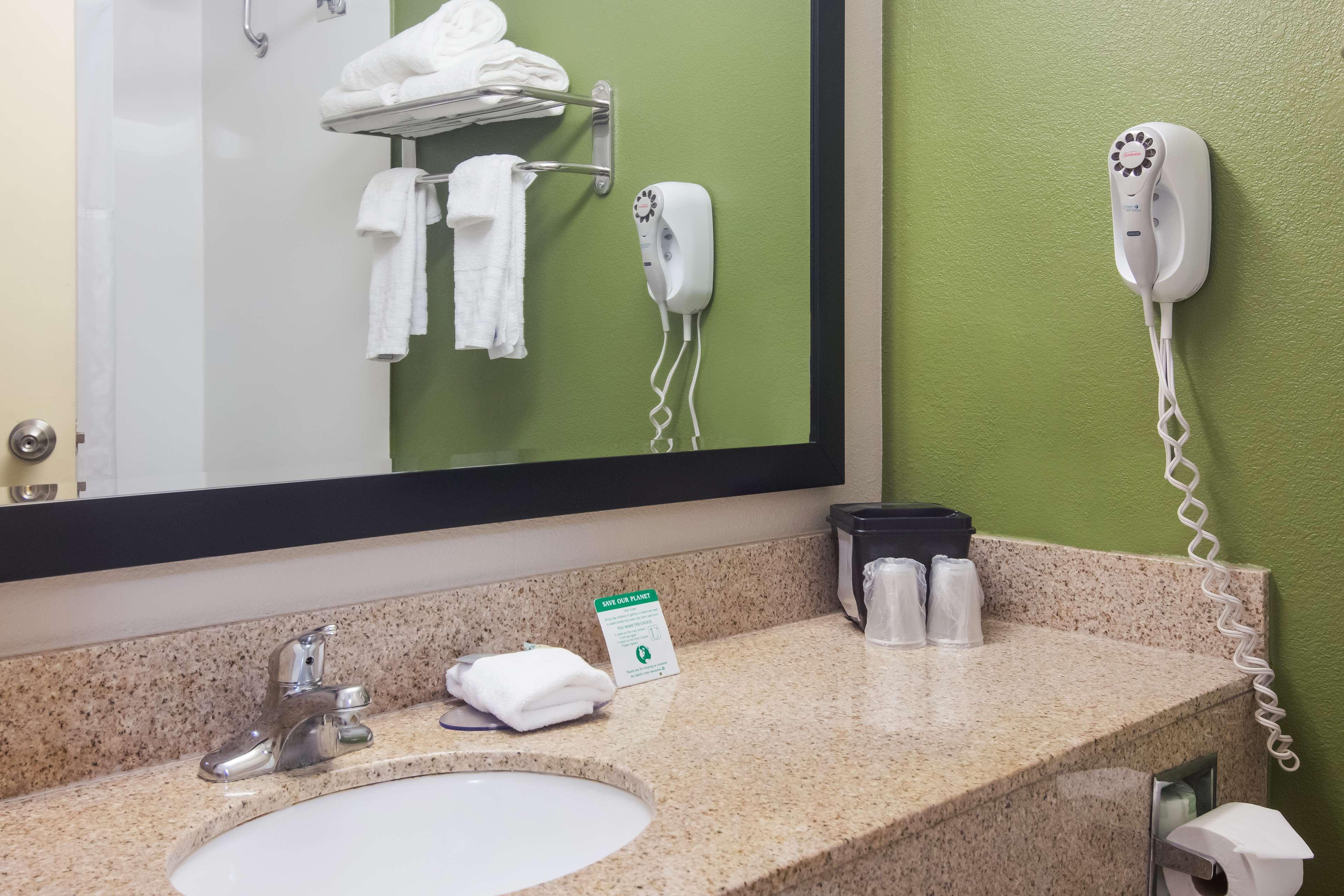 Room Two Double Beds