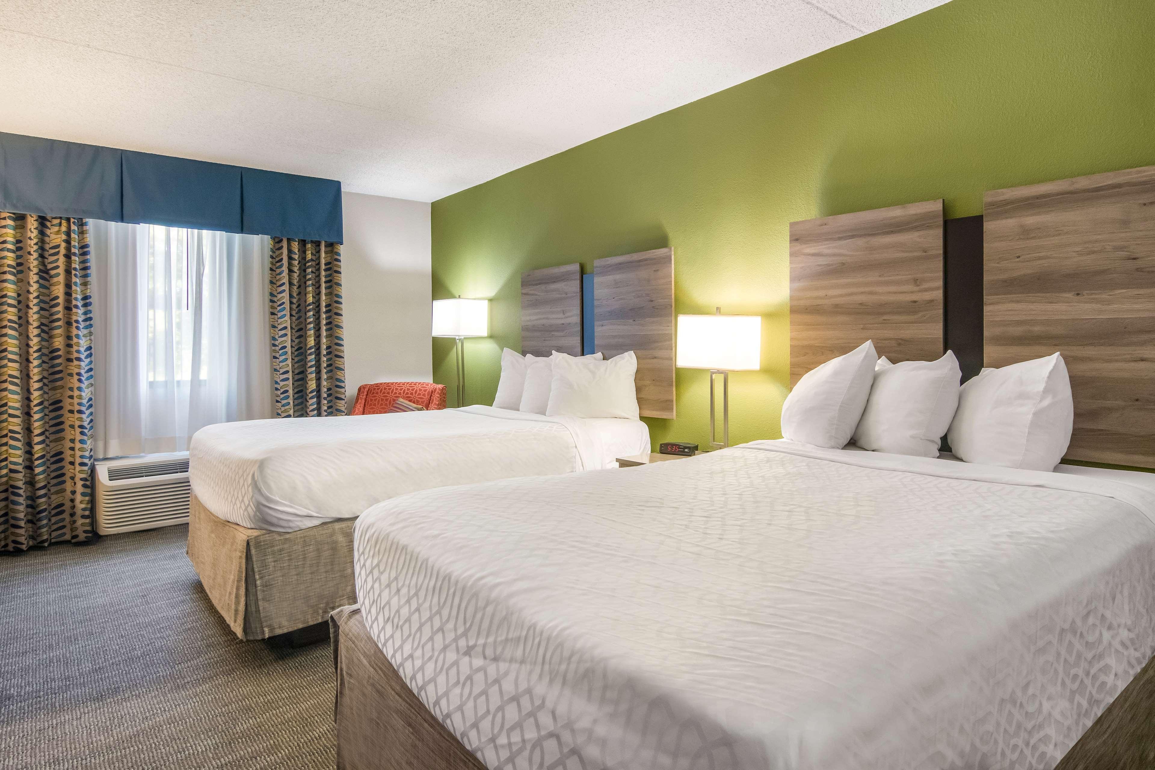 Room Two Double Beds