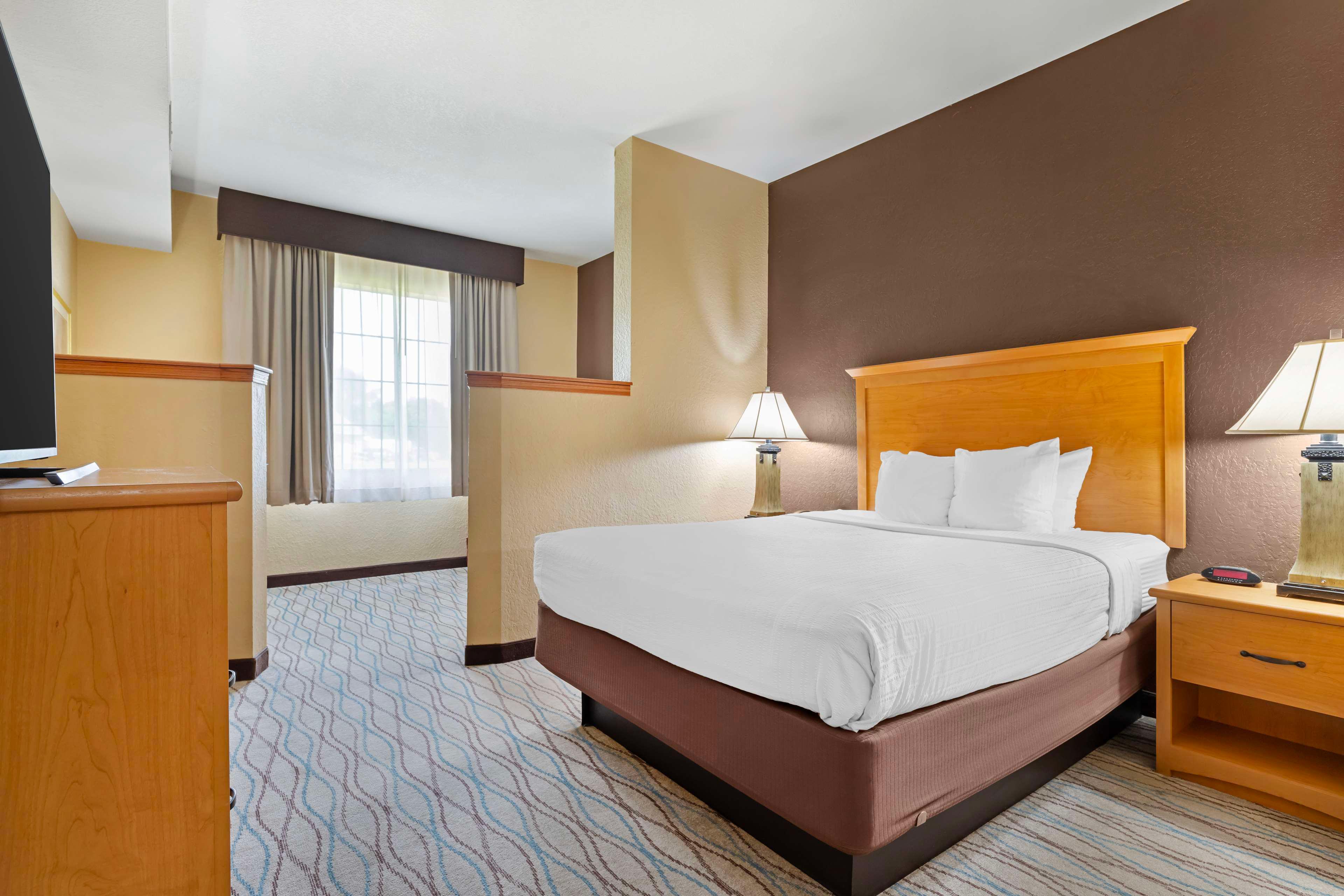 Room Queen Bed Non Smoking