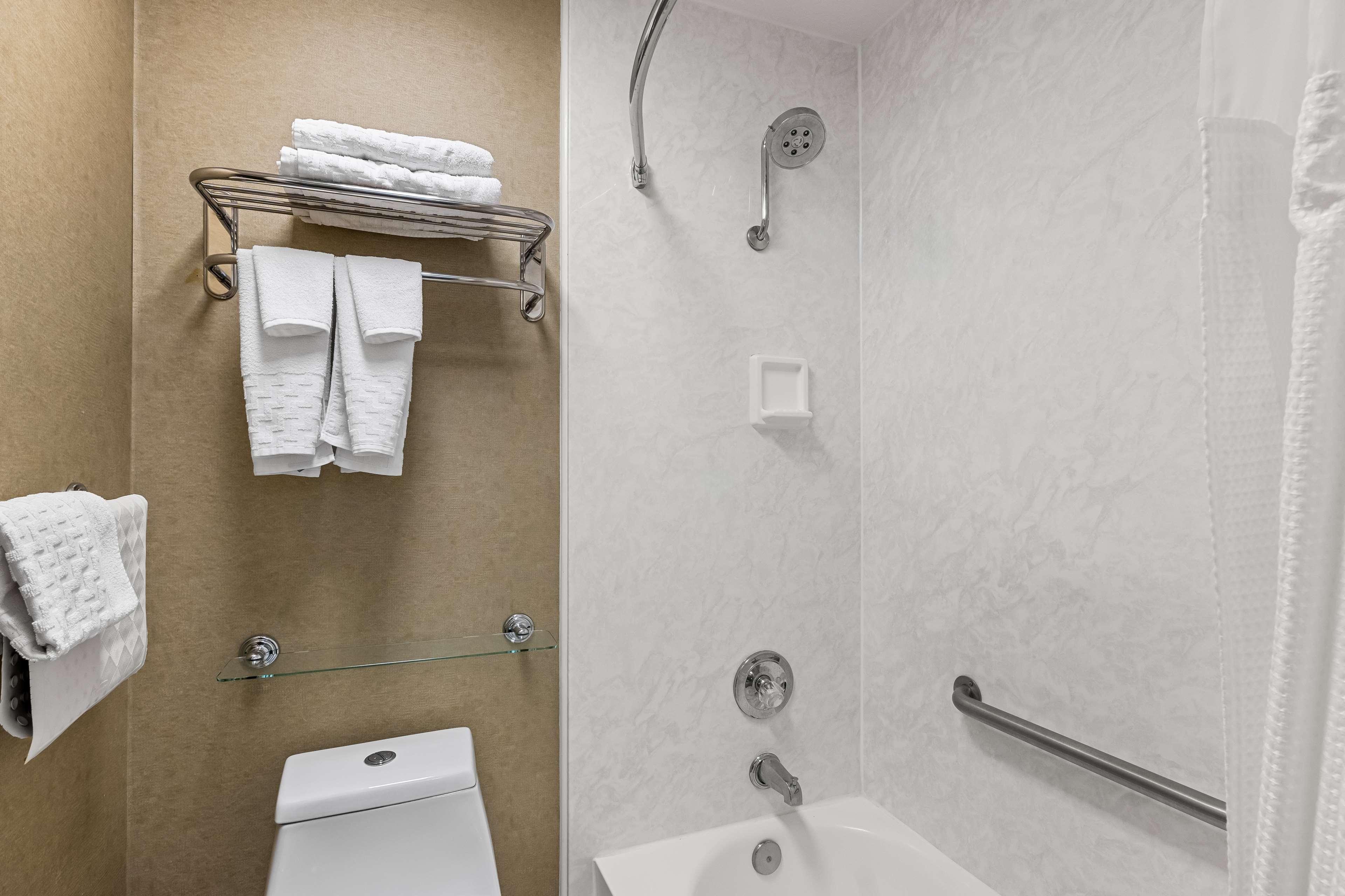 Double Queen Size Bed