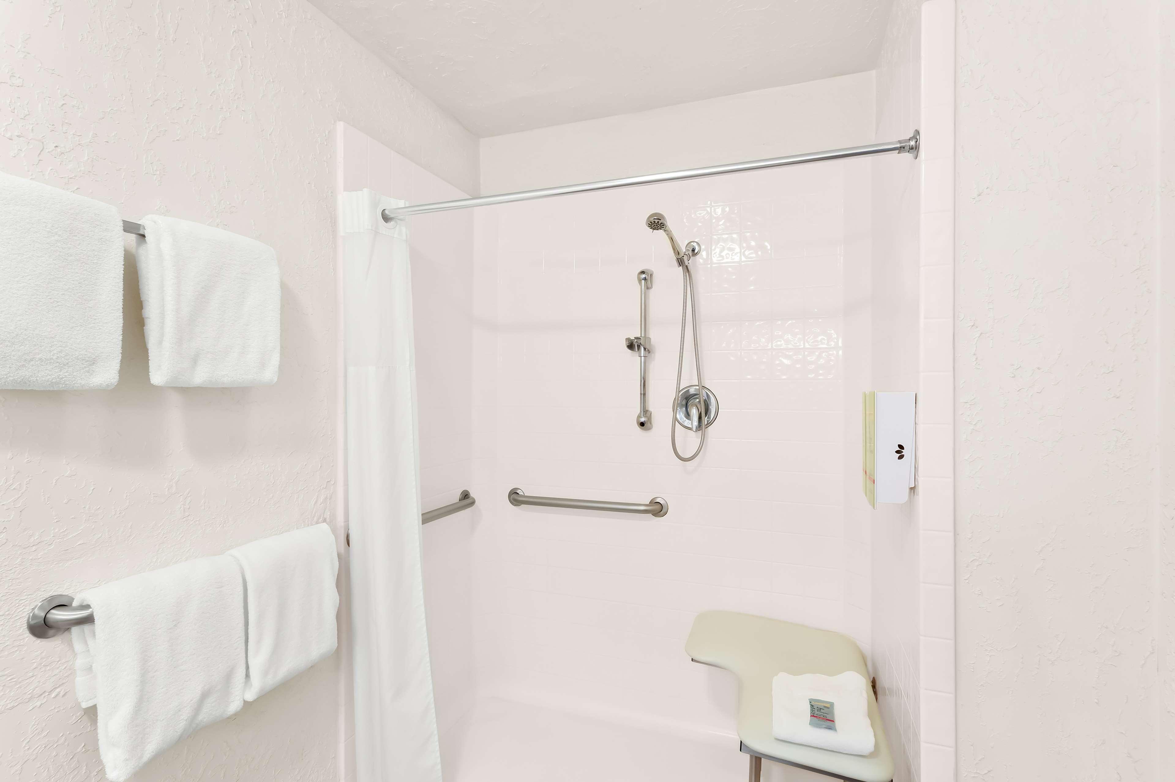 Room Accessible-two Queen Beds