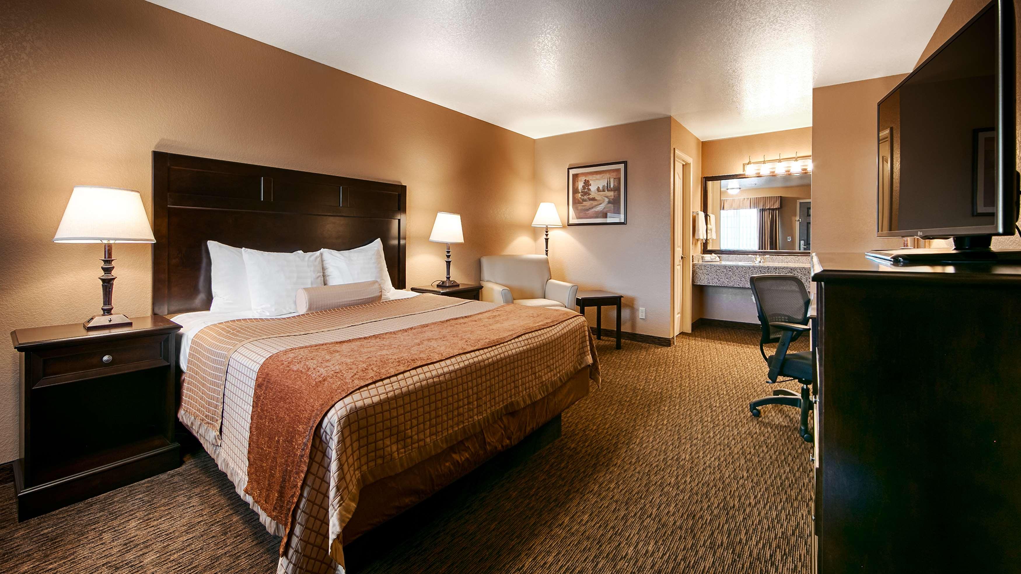 Room King Bed Non Smoking