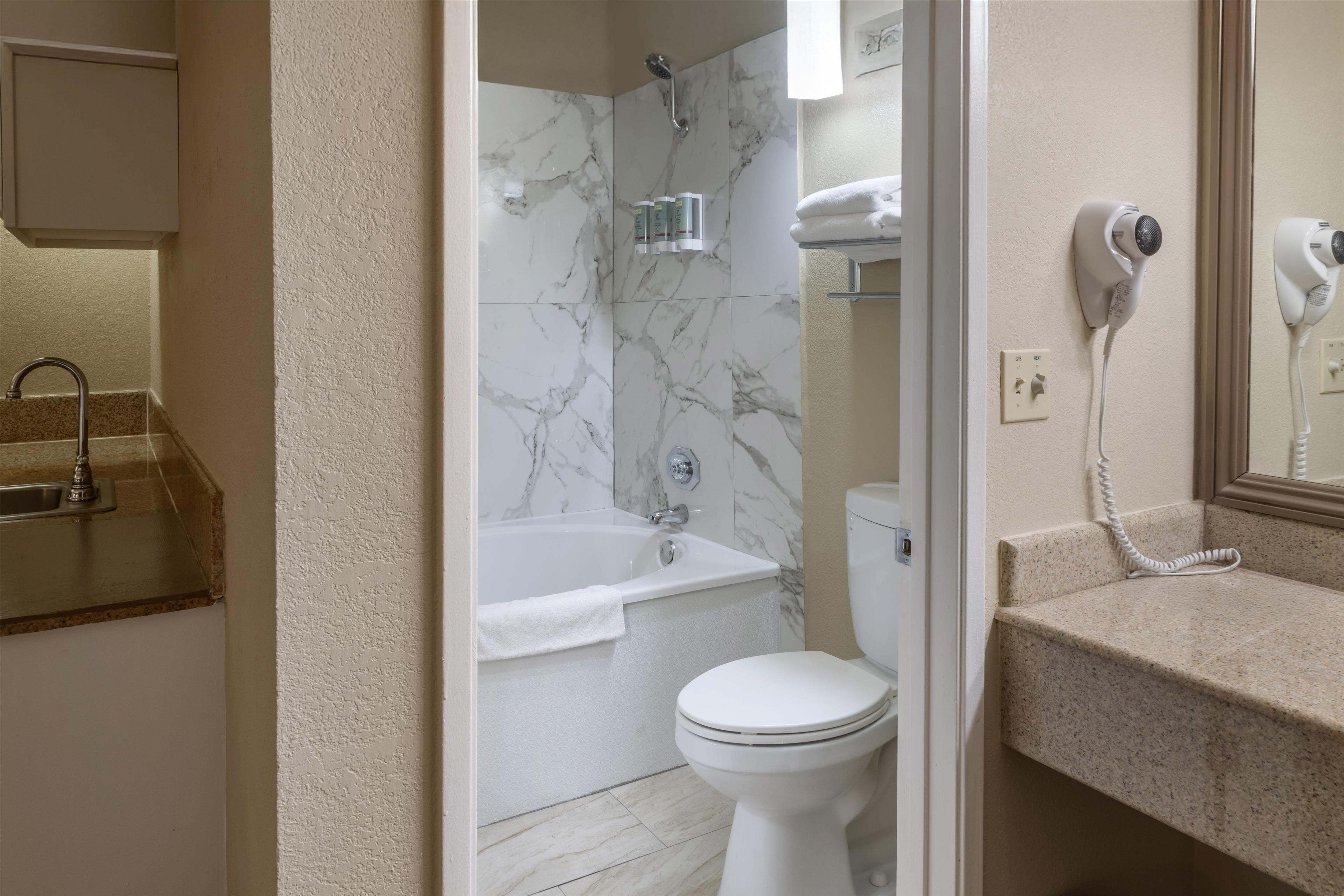 Quadruple Two Queen Beds