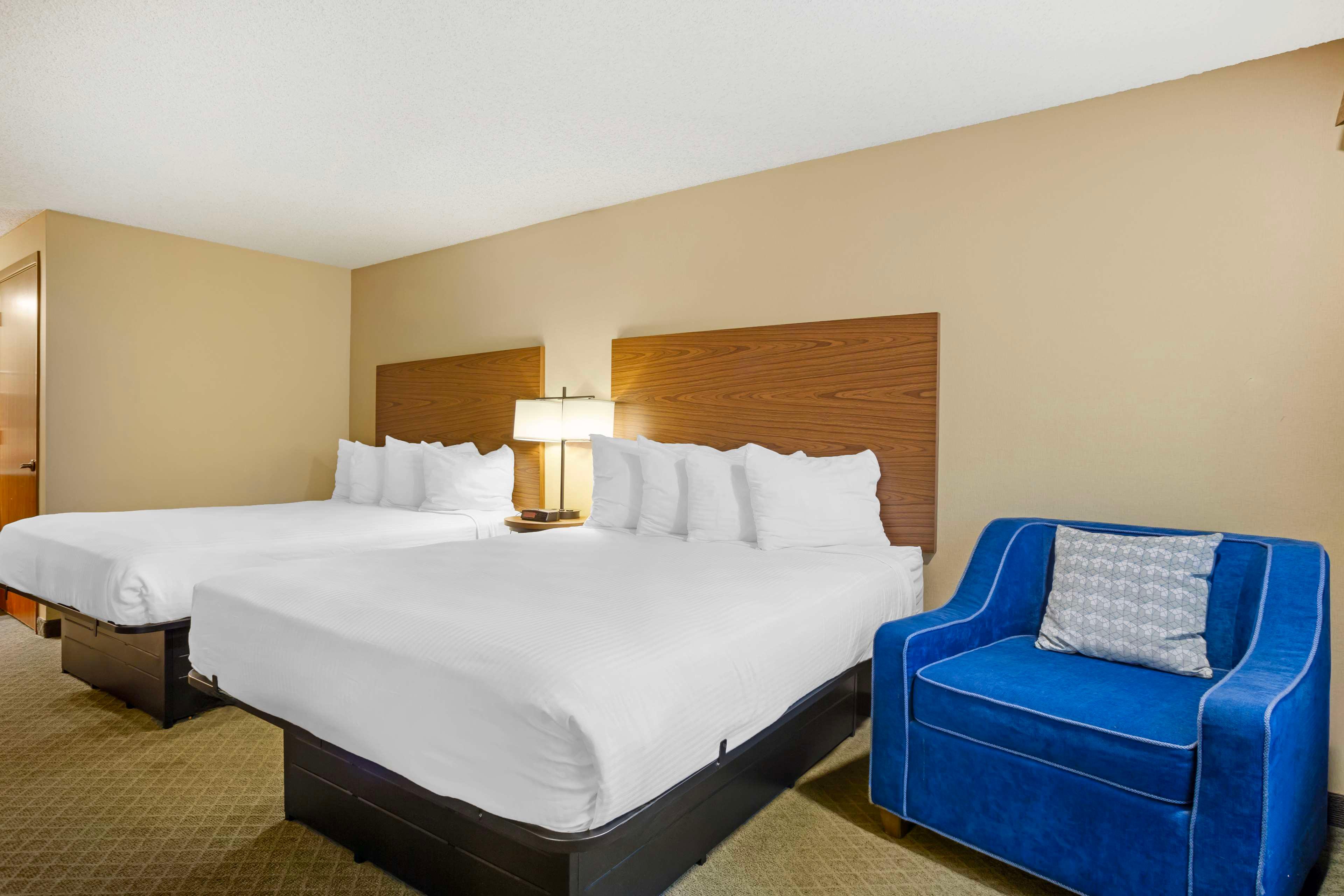 Quadruple Accessible-two Queen Beds