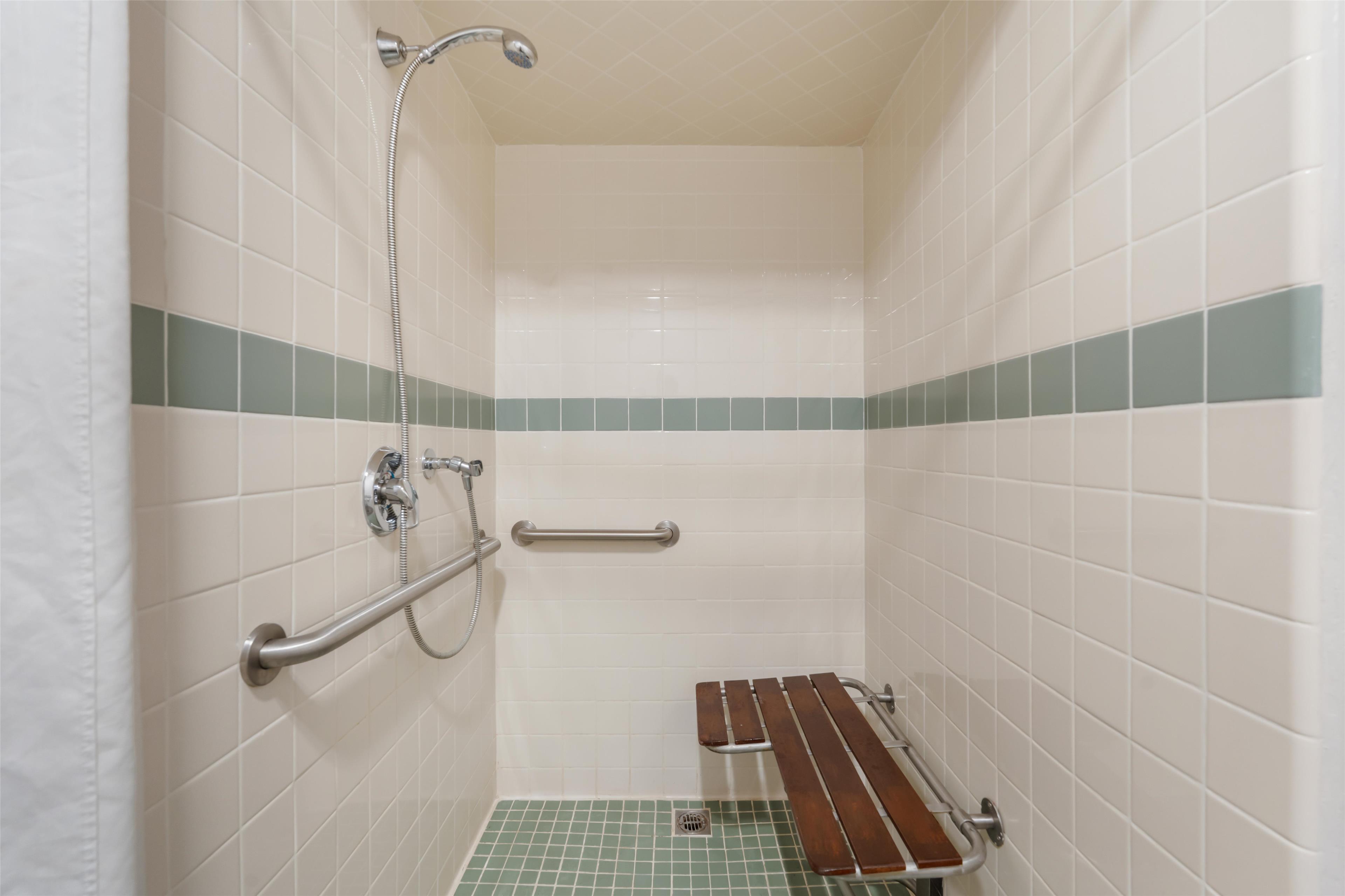 Double Accessible King Size Bed