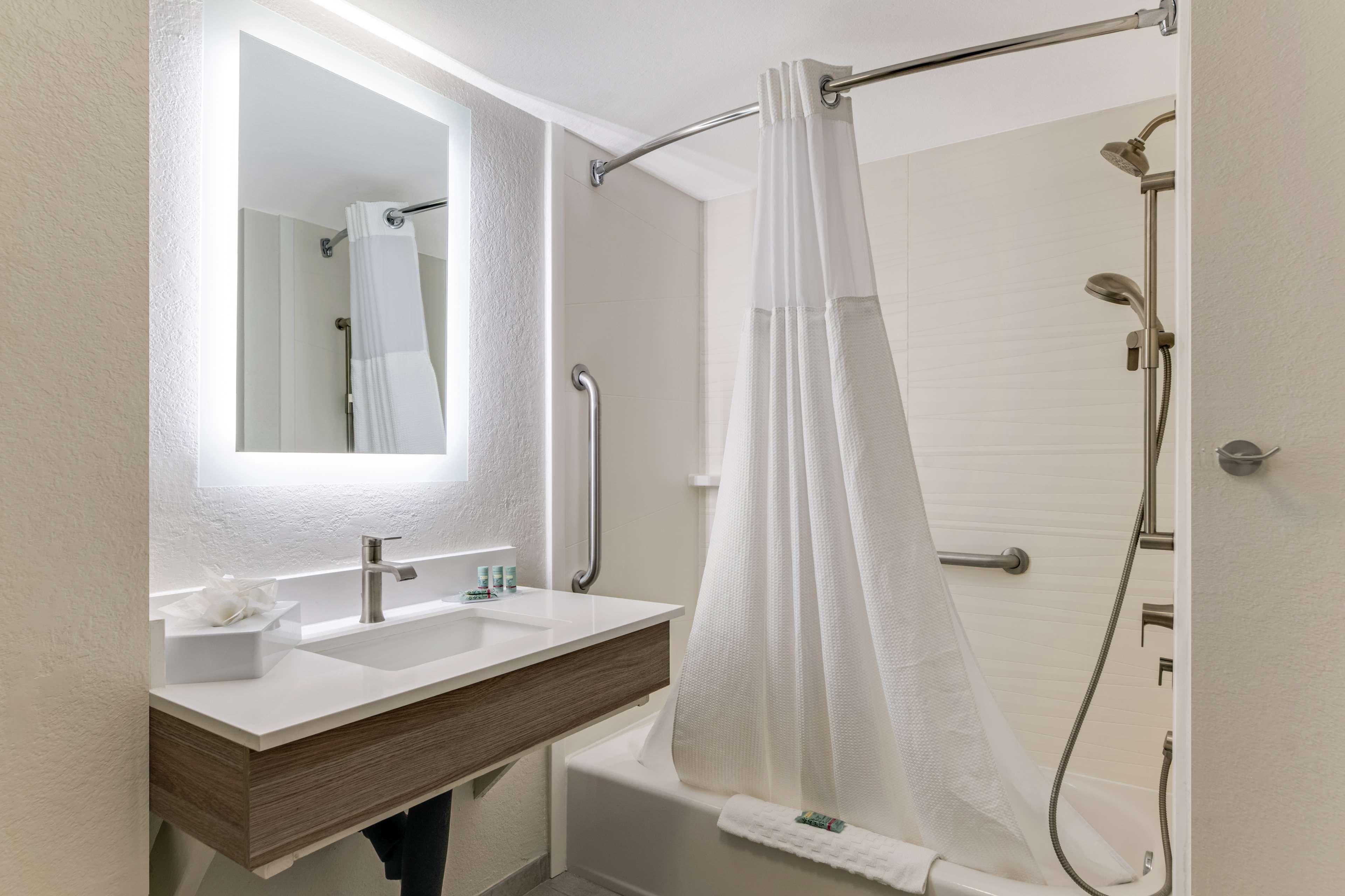 Suite King Bed Non Smoking