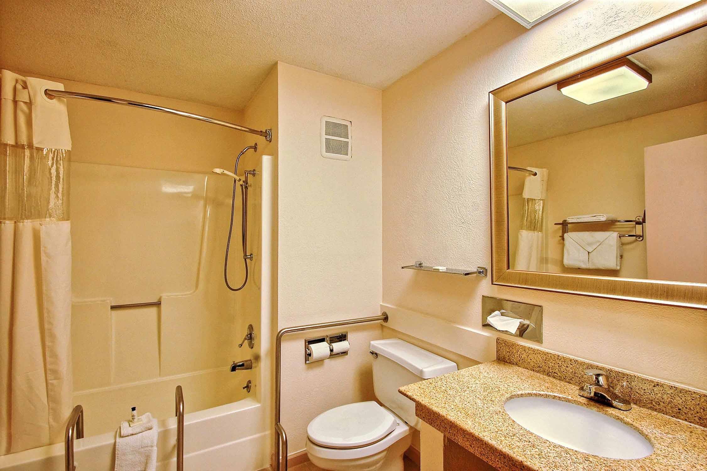 Room King Bed Non Smoking