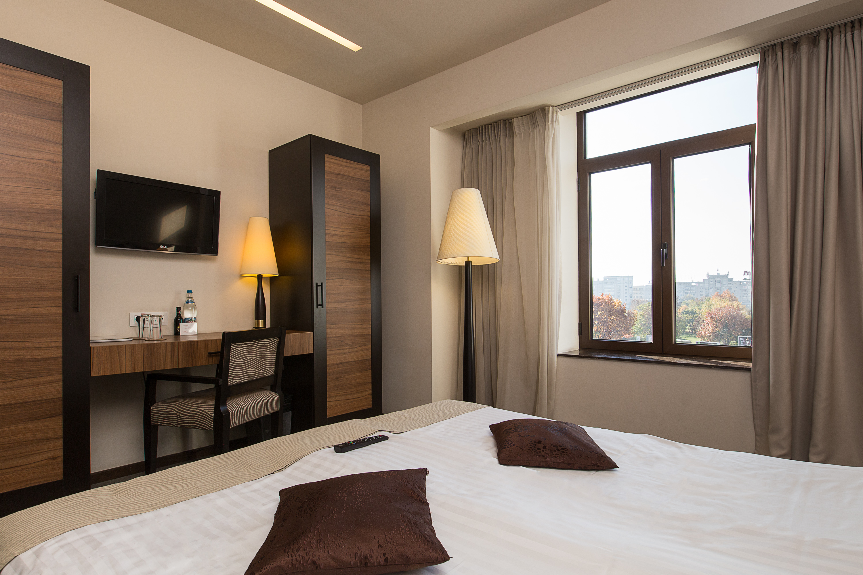 Double Single Superior