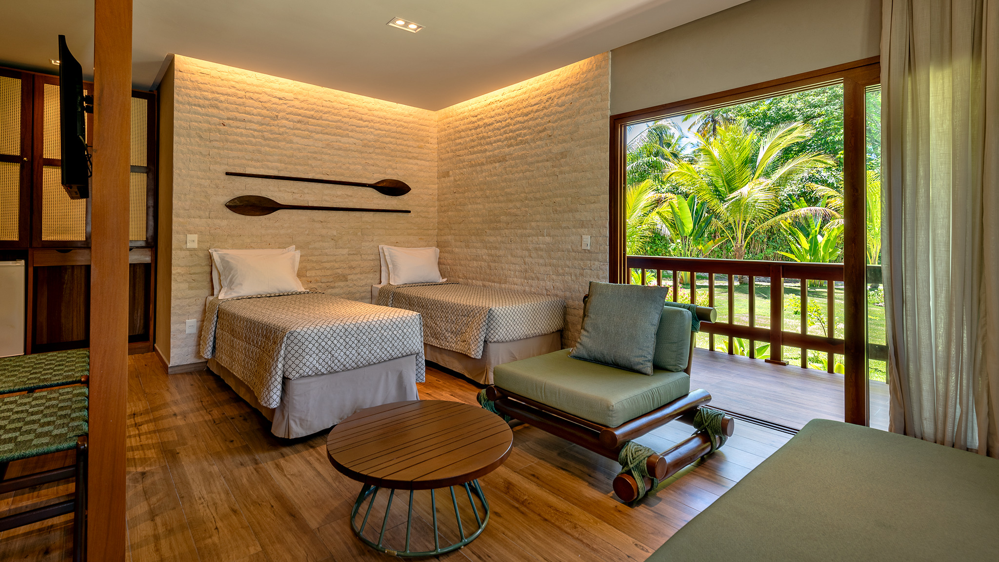 Family Room Capacity 2