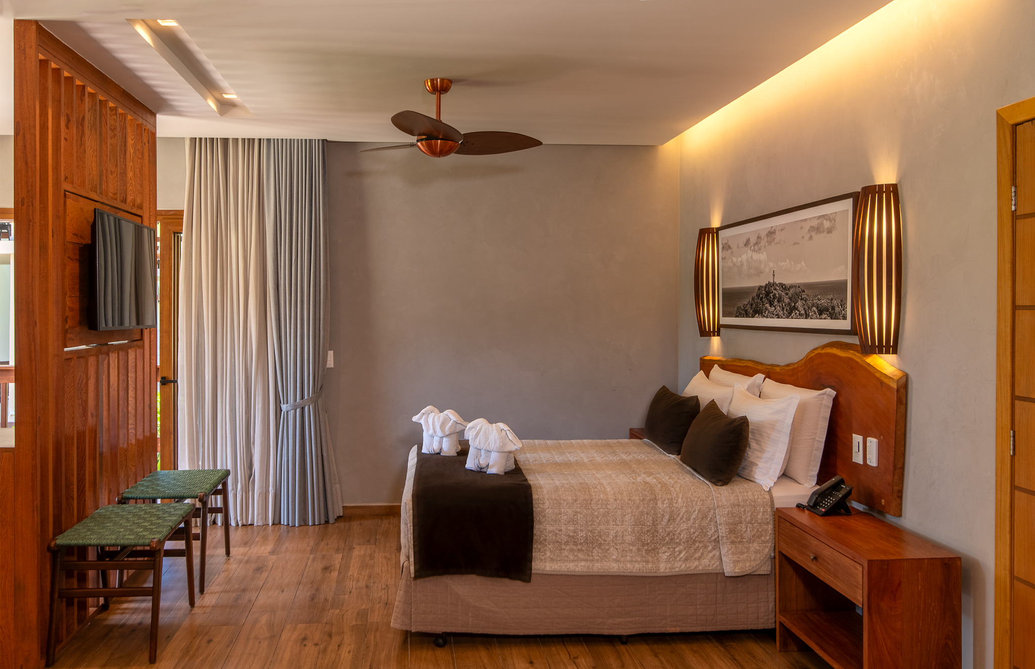 Family Room Capacity 2