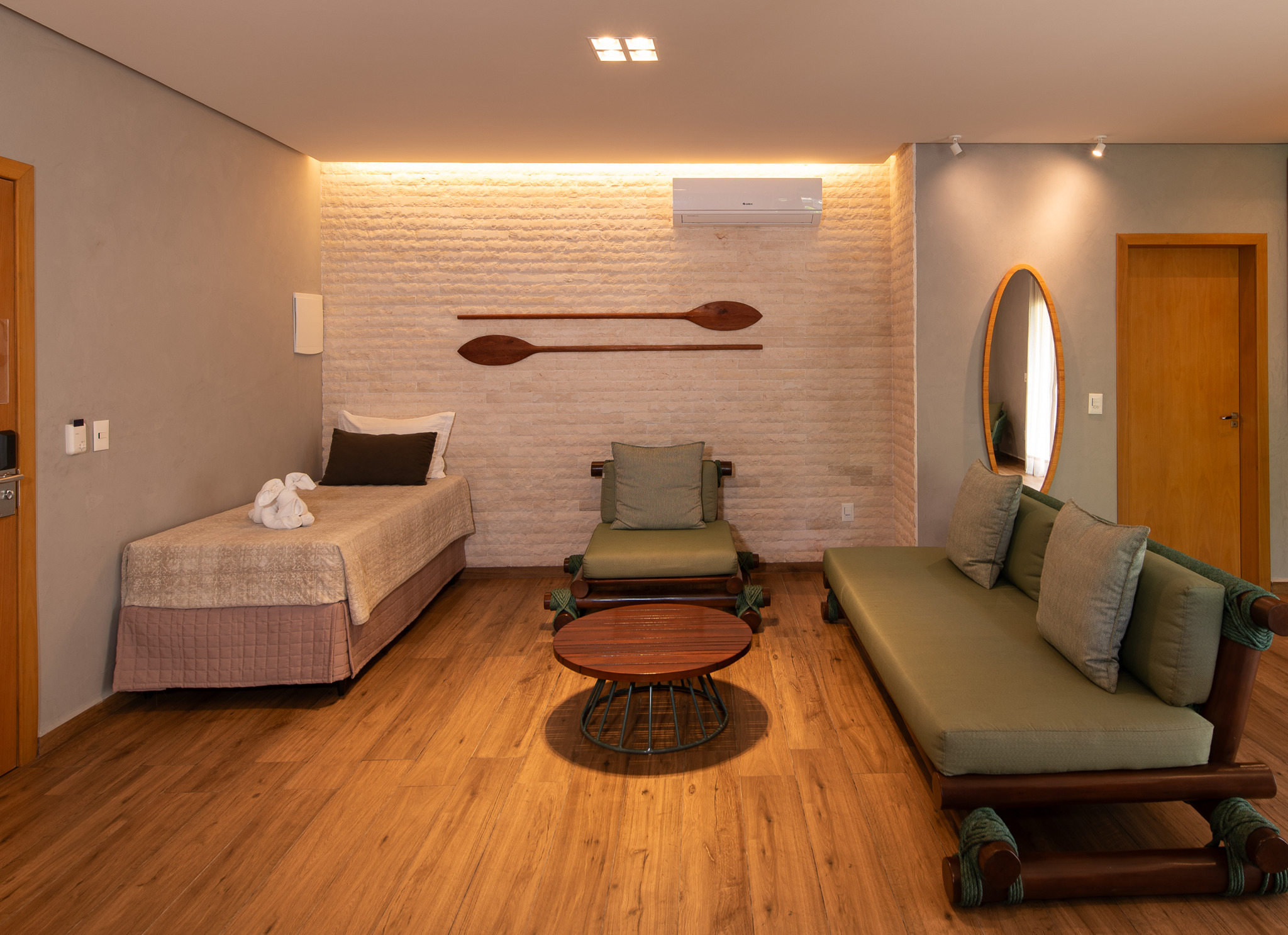 Family Room Capacity 3