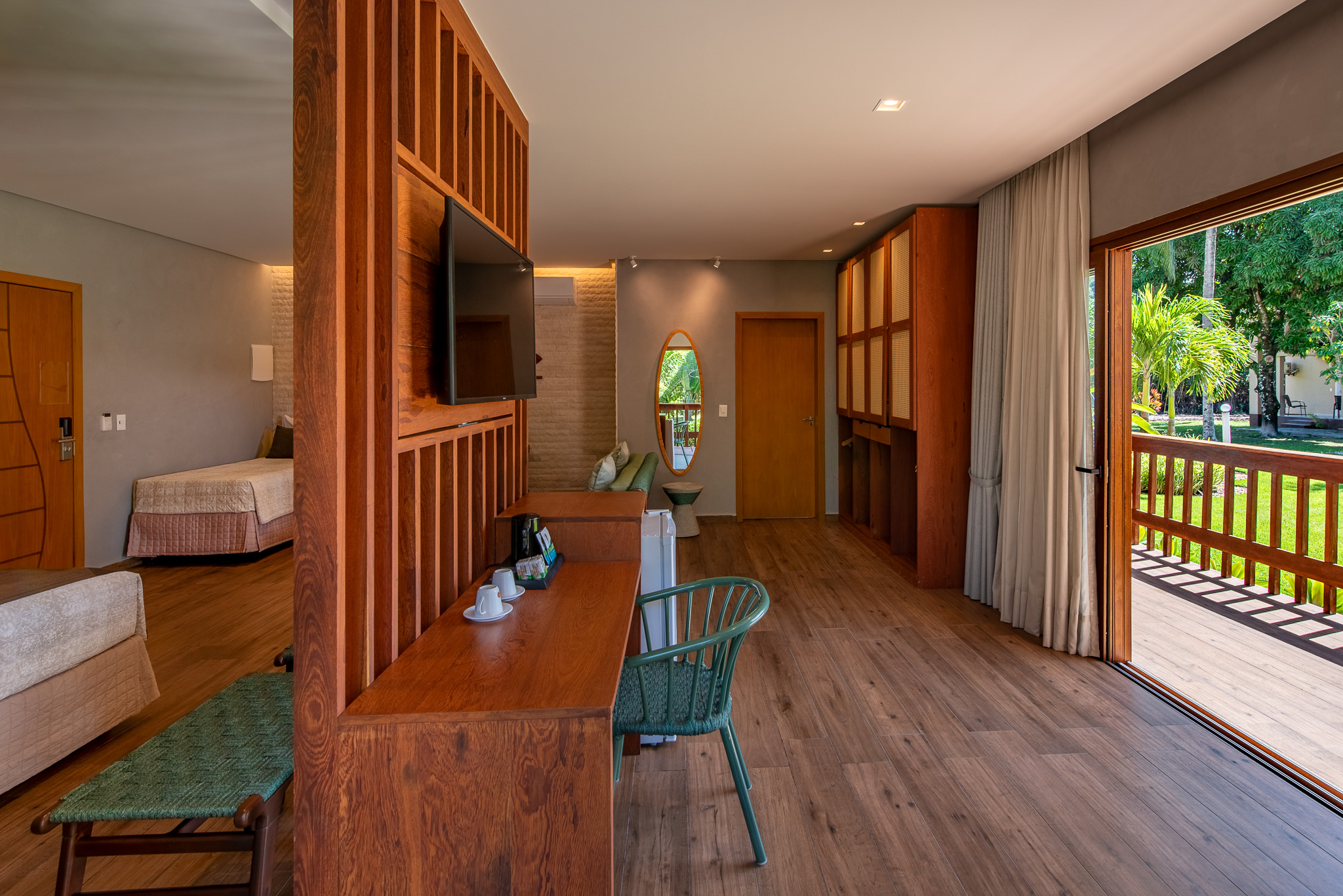 Family Room Capacity 4