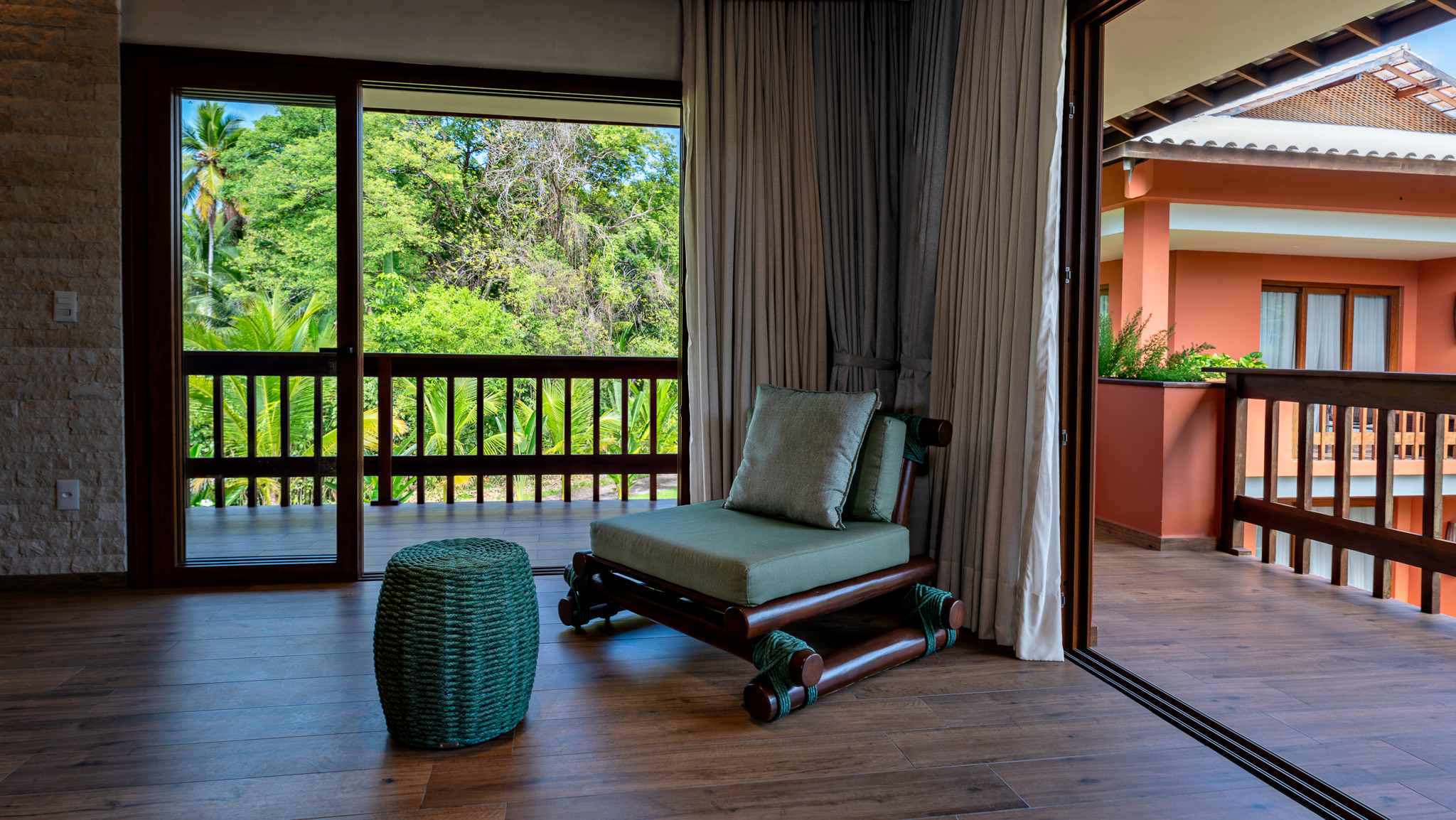 Family Room Capacity 4