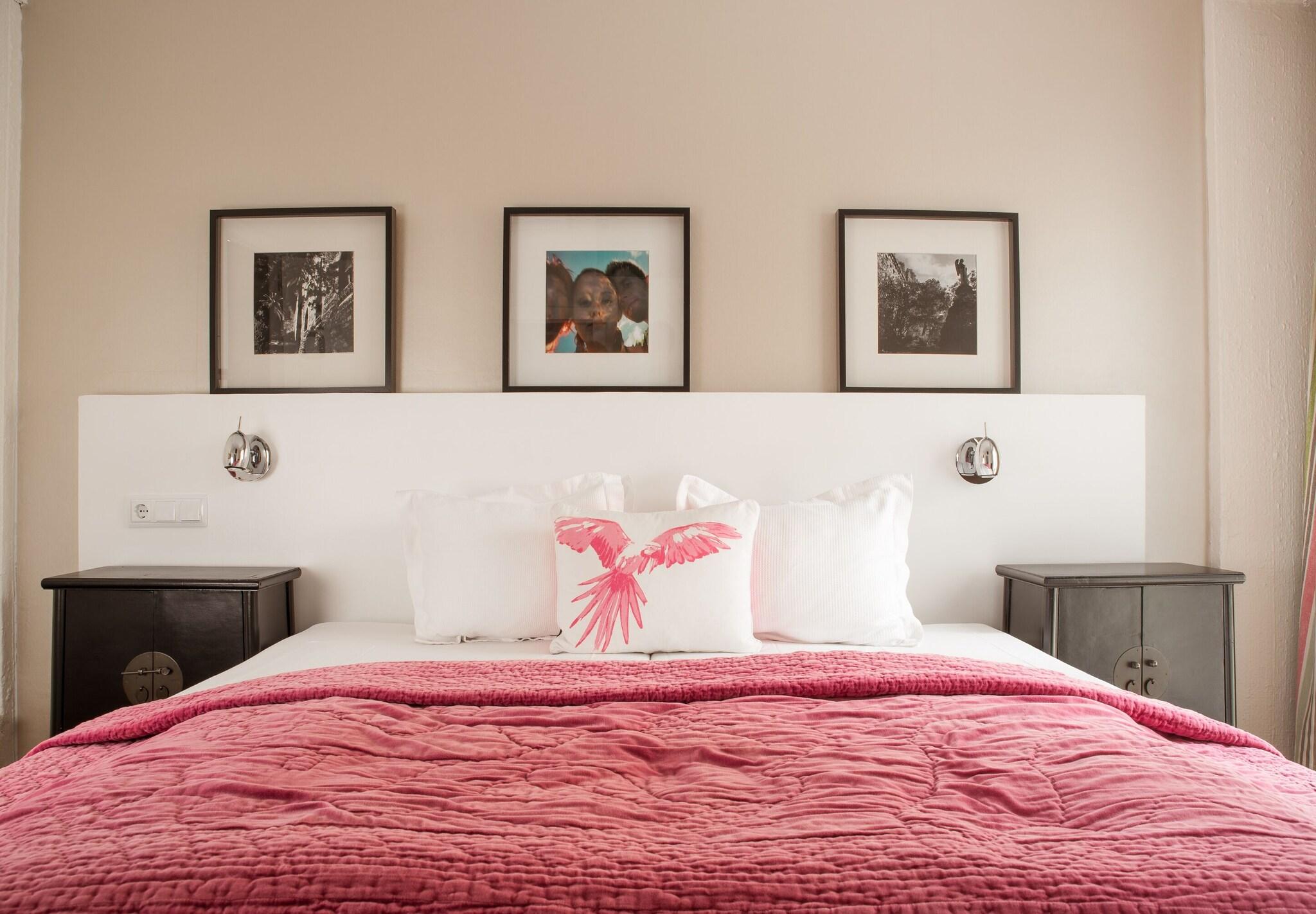 Double King Size Bed