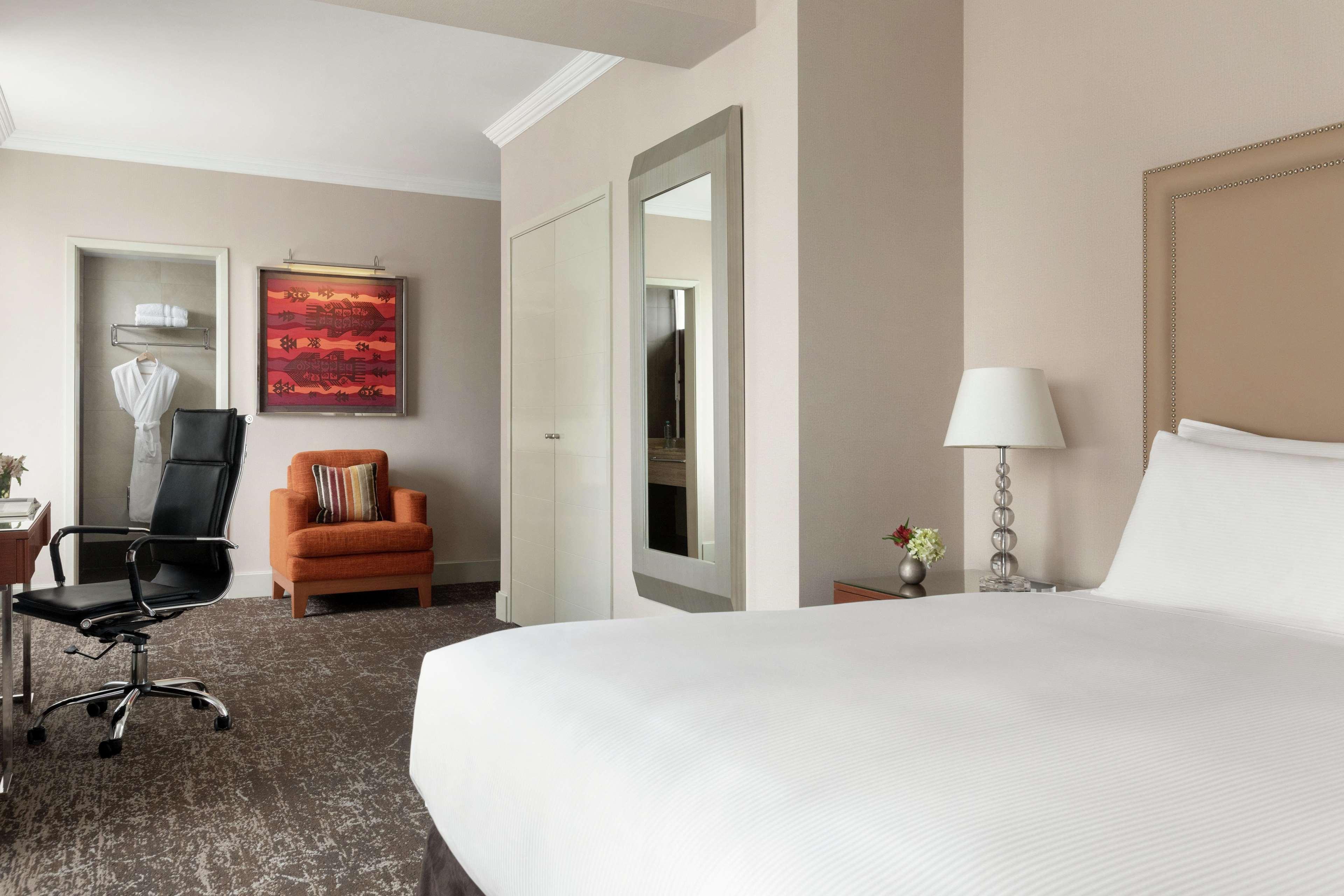 Junior Suite King Bed Non Smoking