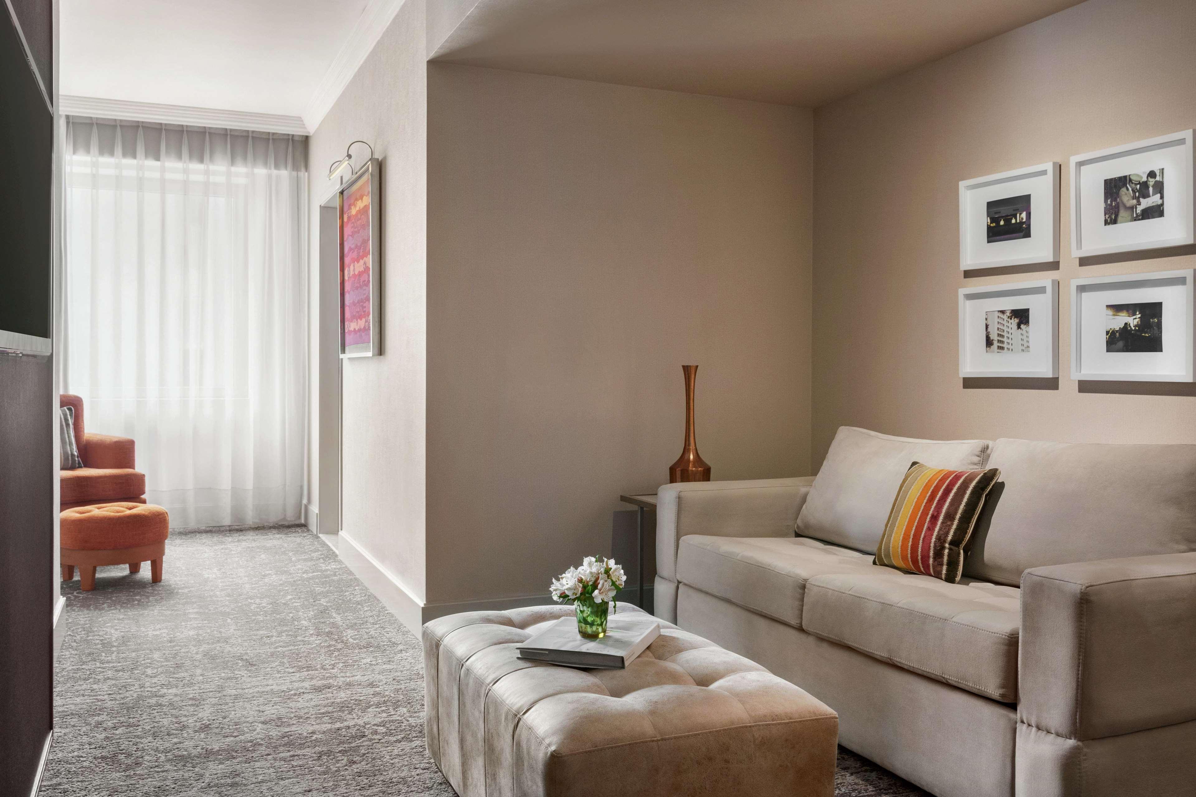 Junior Suite King Bed Non Smoking