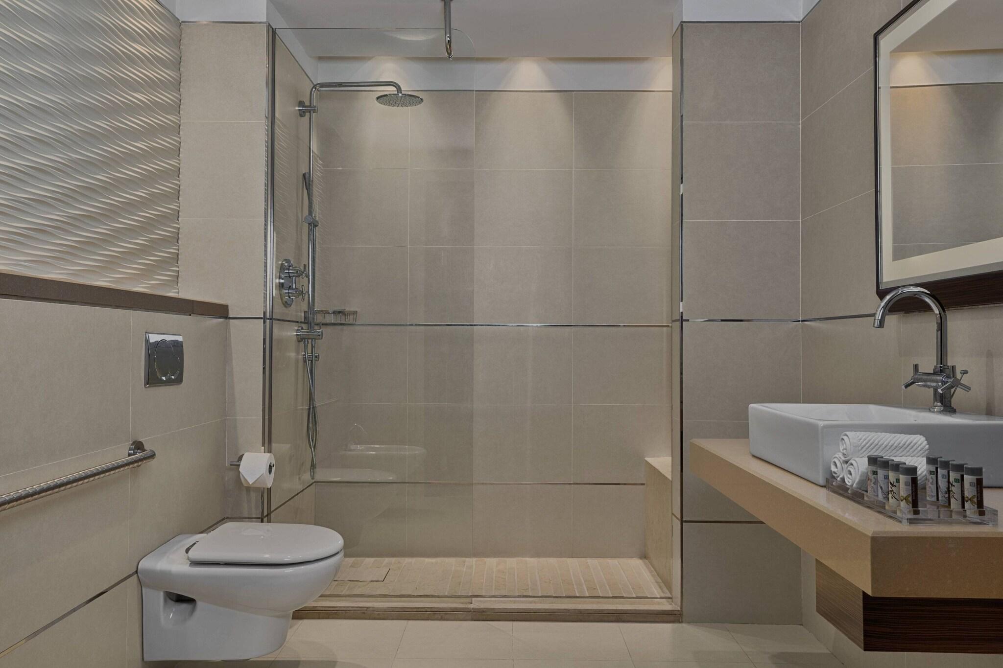 Double City View King Bed