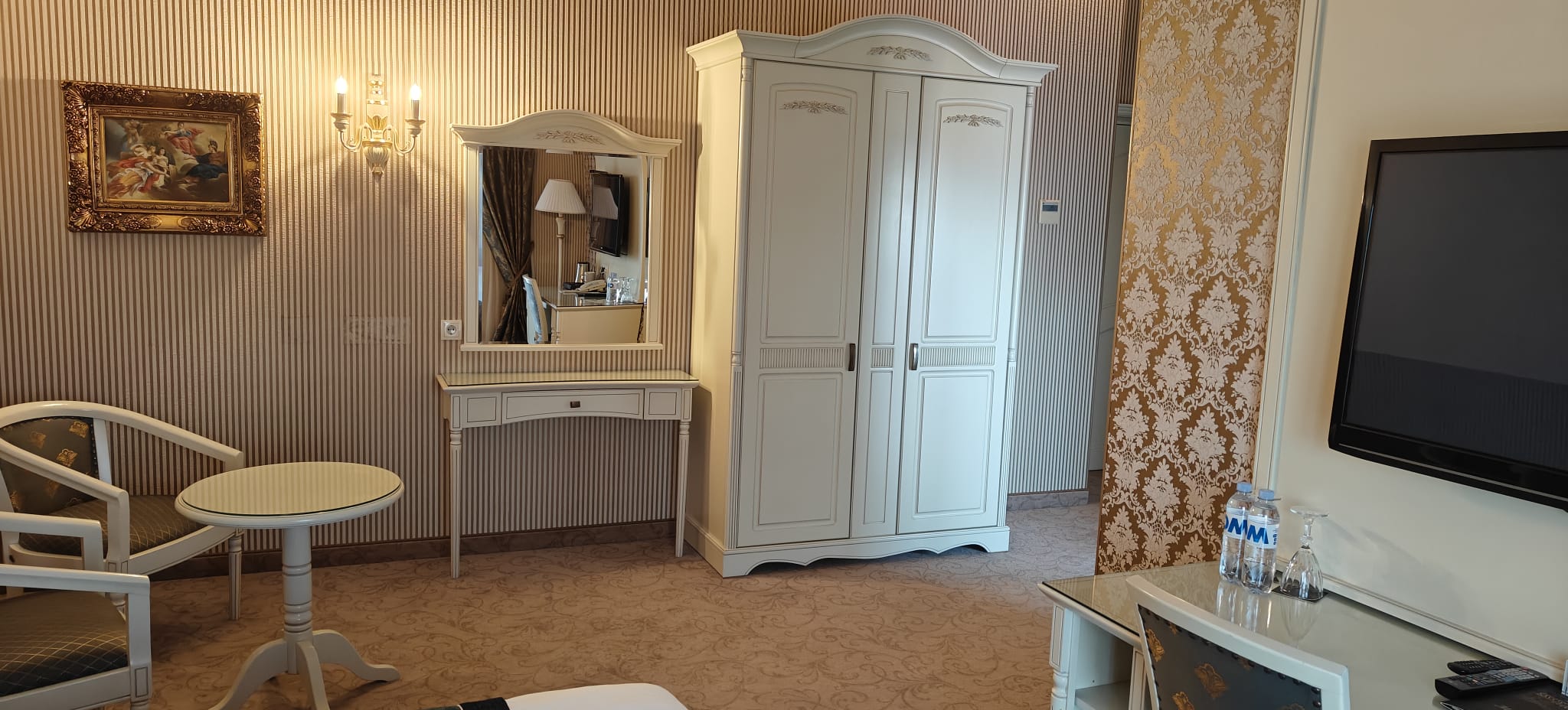 Double King Size Bed