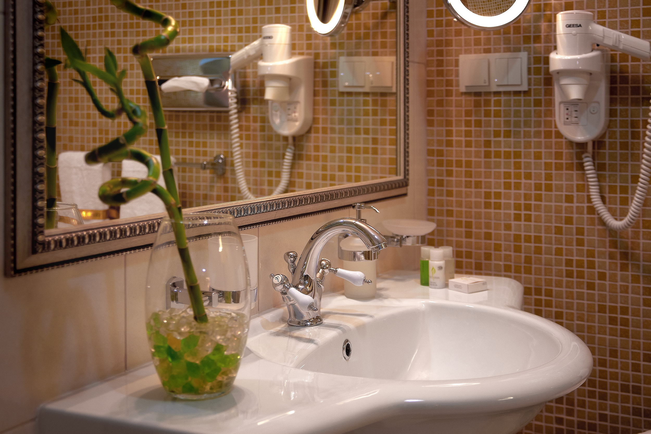 Suite Deluxe with Balcony