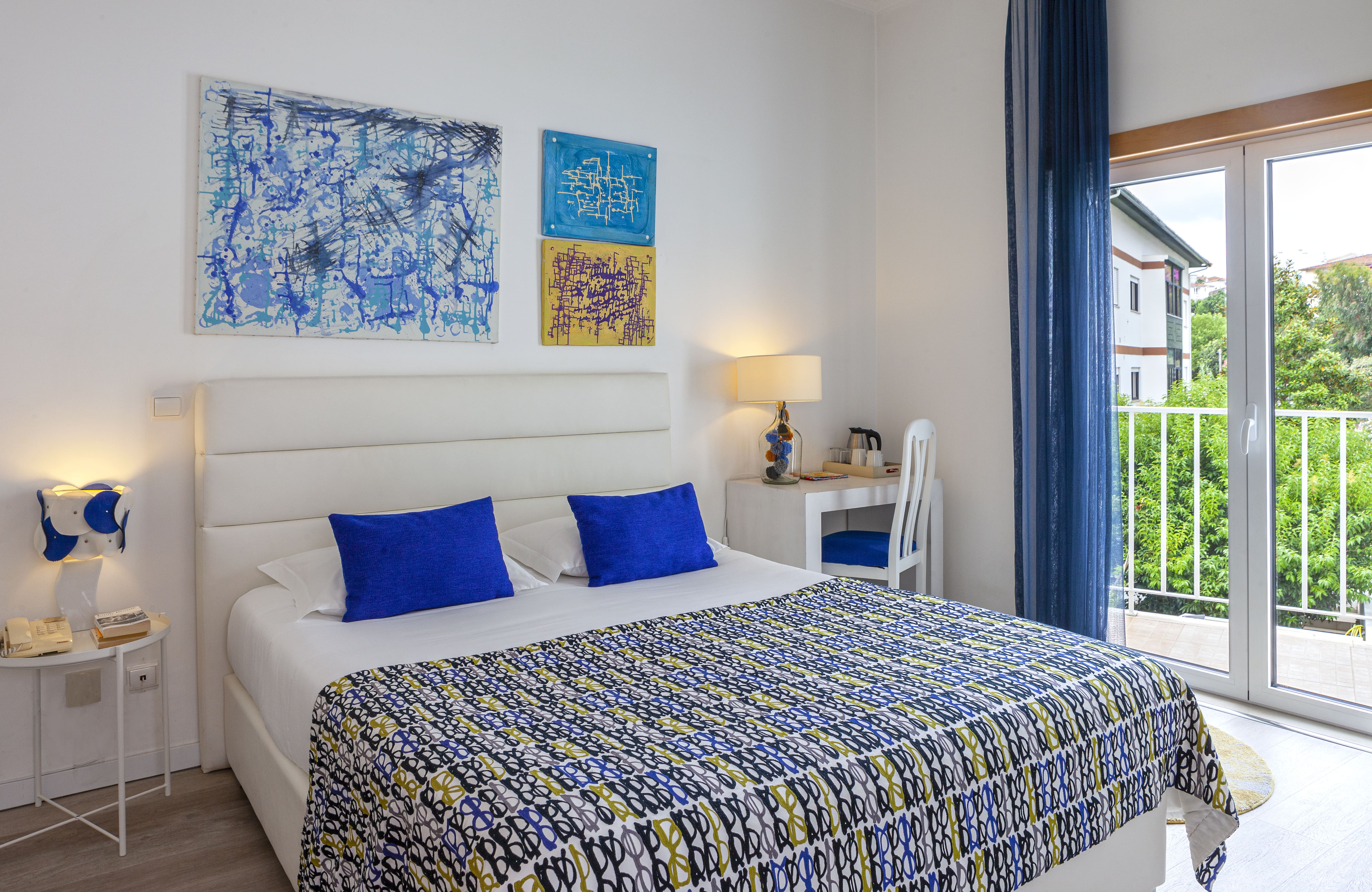 Double or Twin Standard