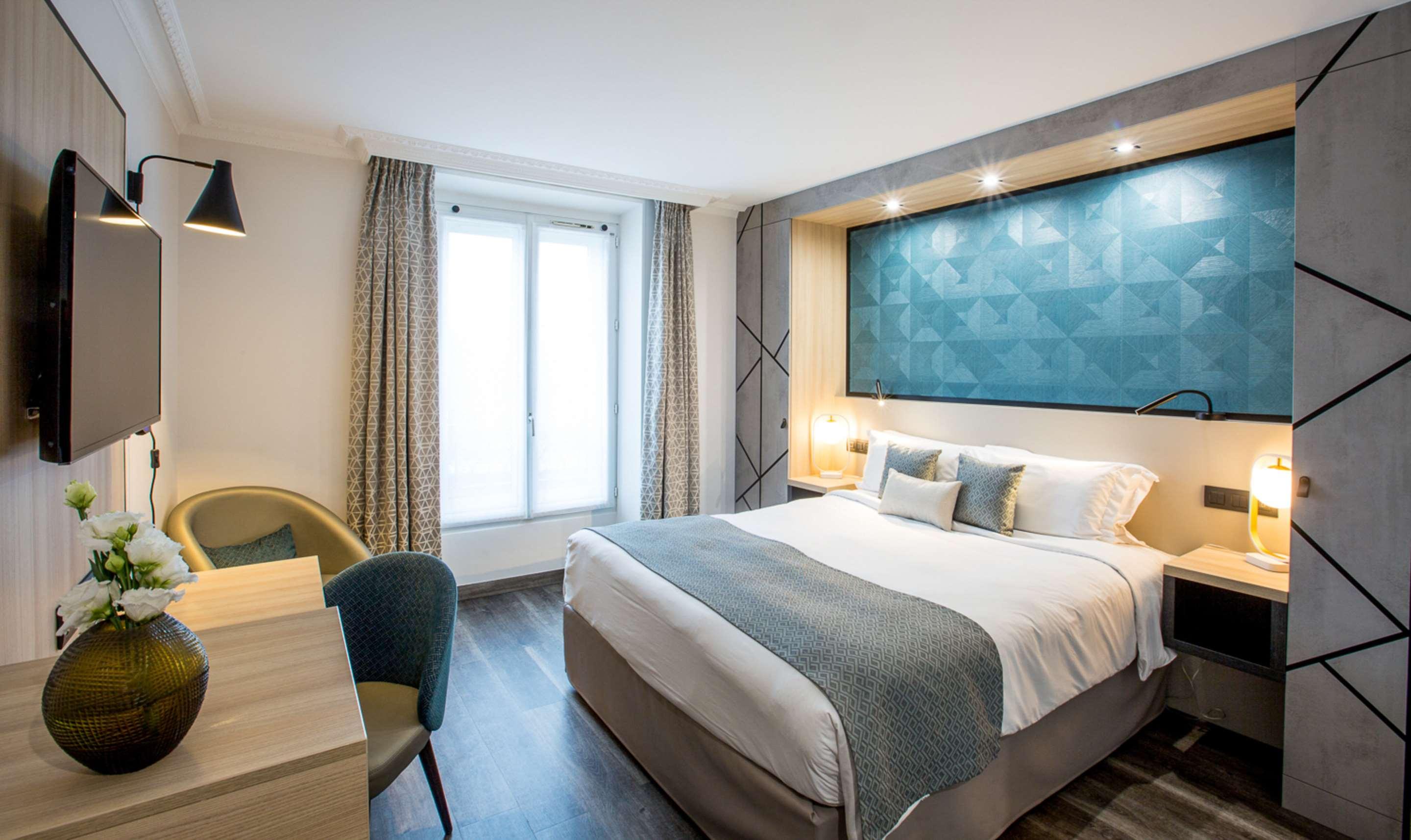 Double Queen Bed Non Smoking