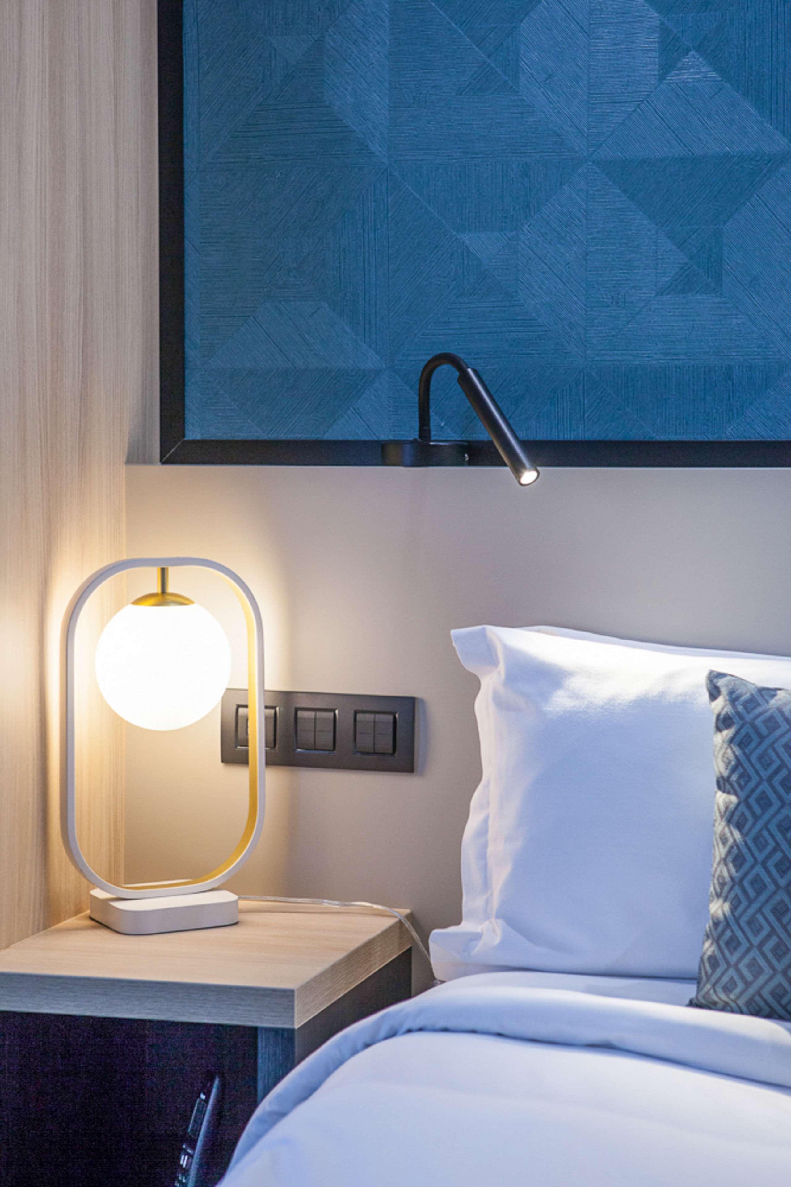 Double King Bed Non Smoking