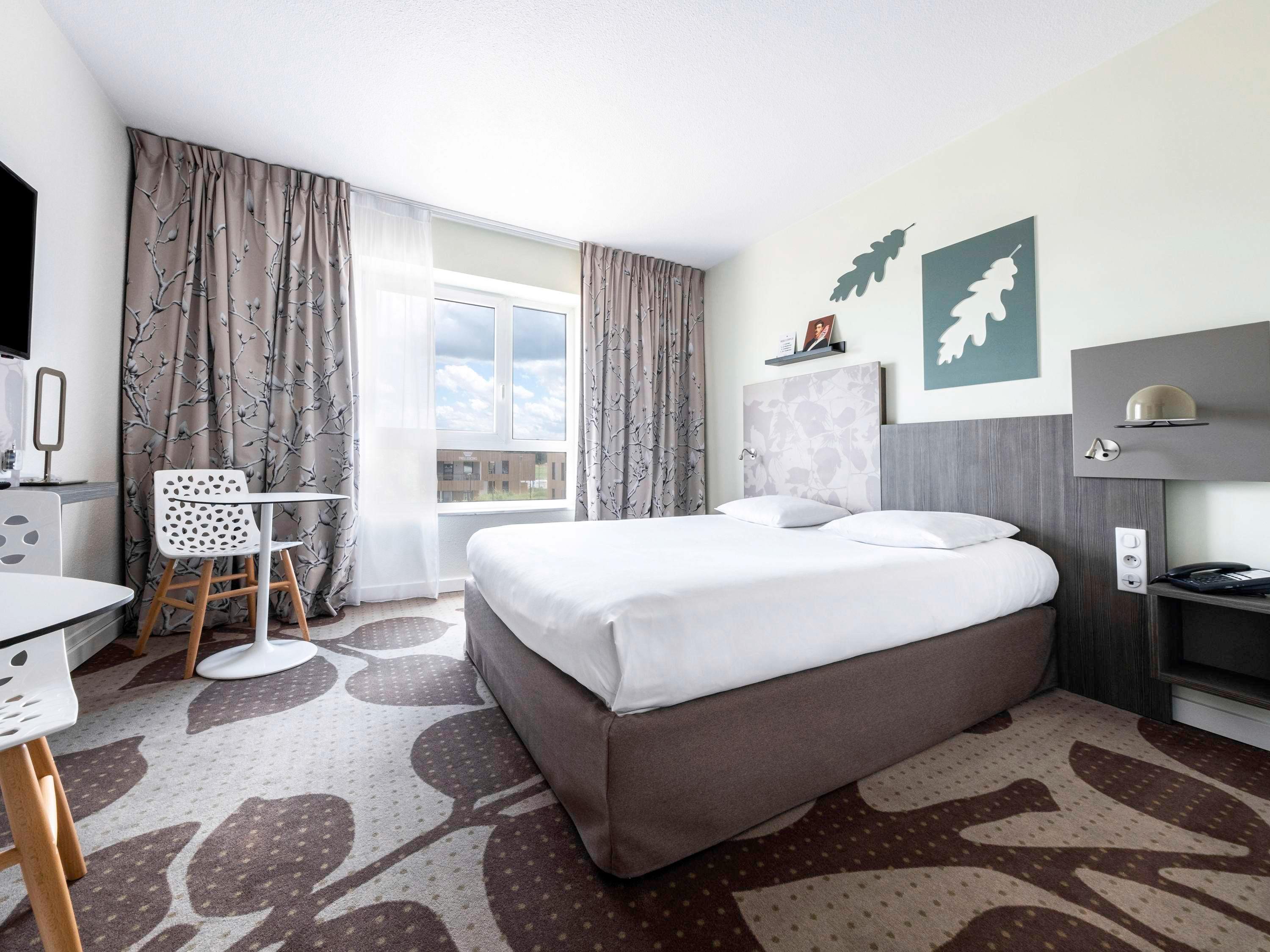 Suite Connecting Room