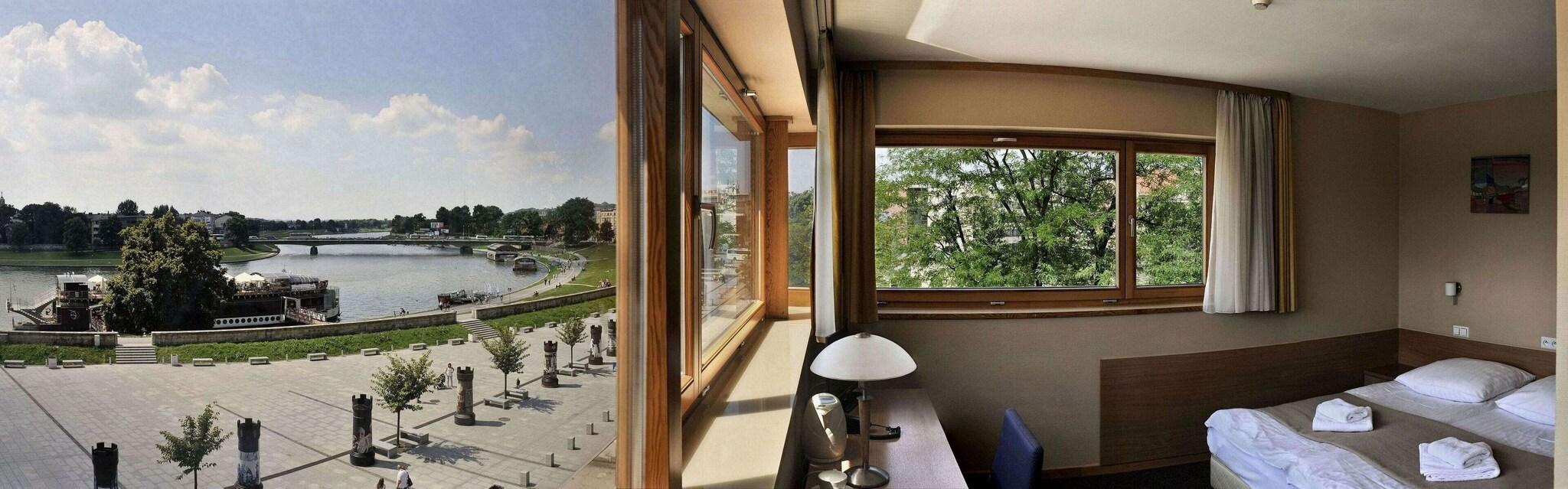 Twin Superior with Views