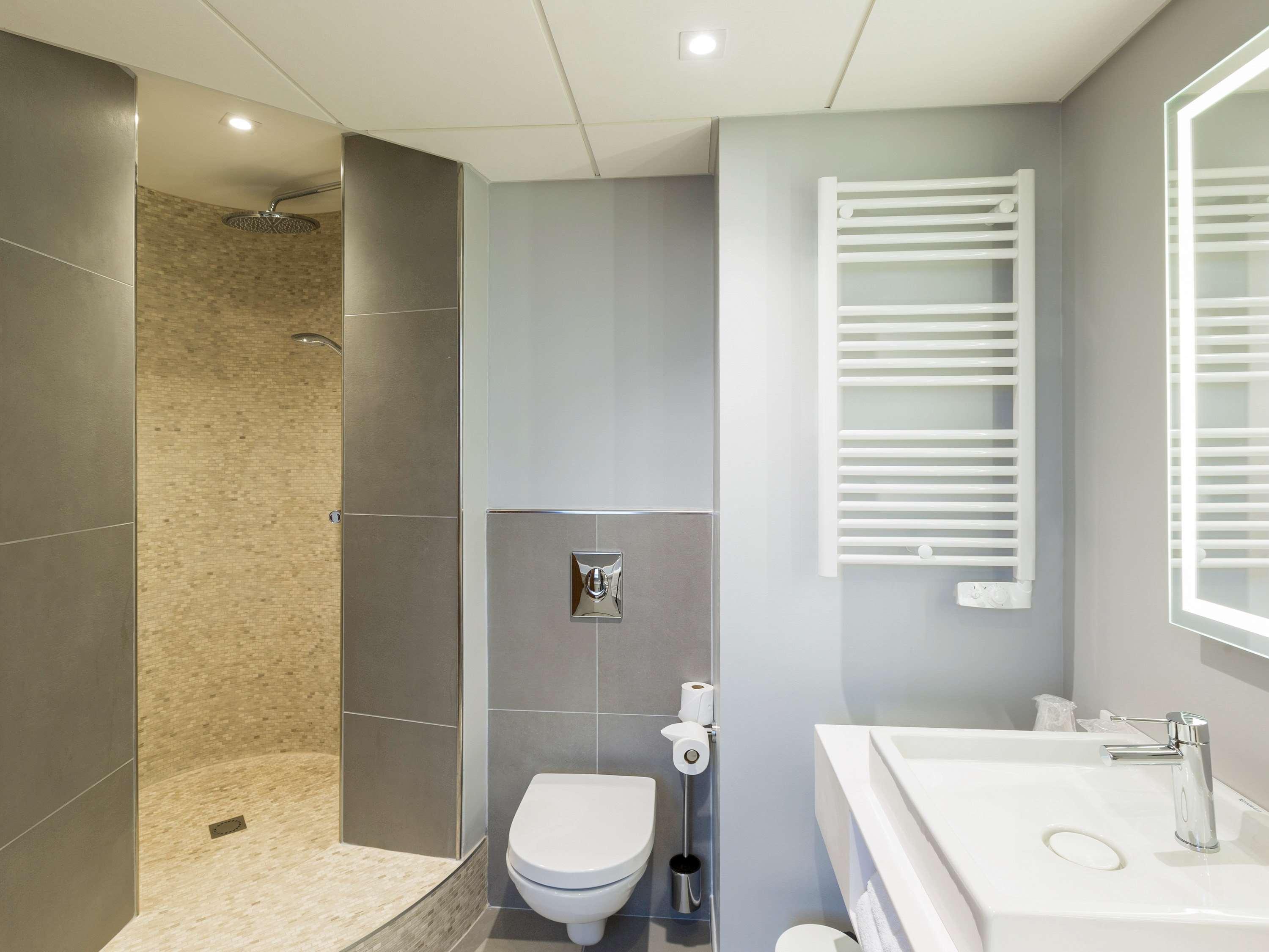 Junior Suite King Size Bed