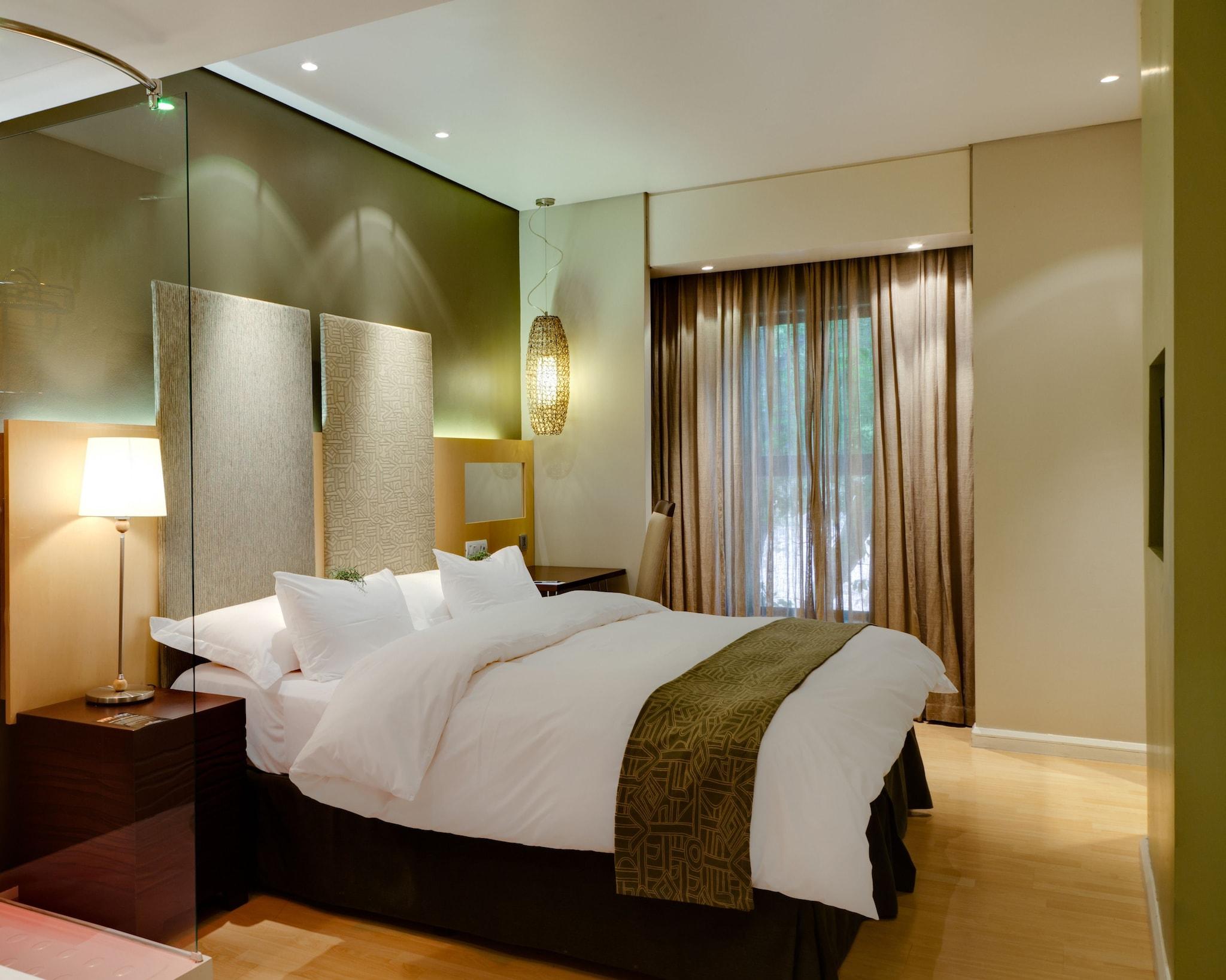 Double King Size Bed