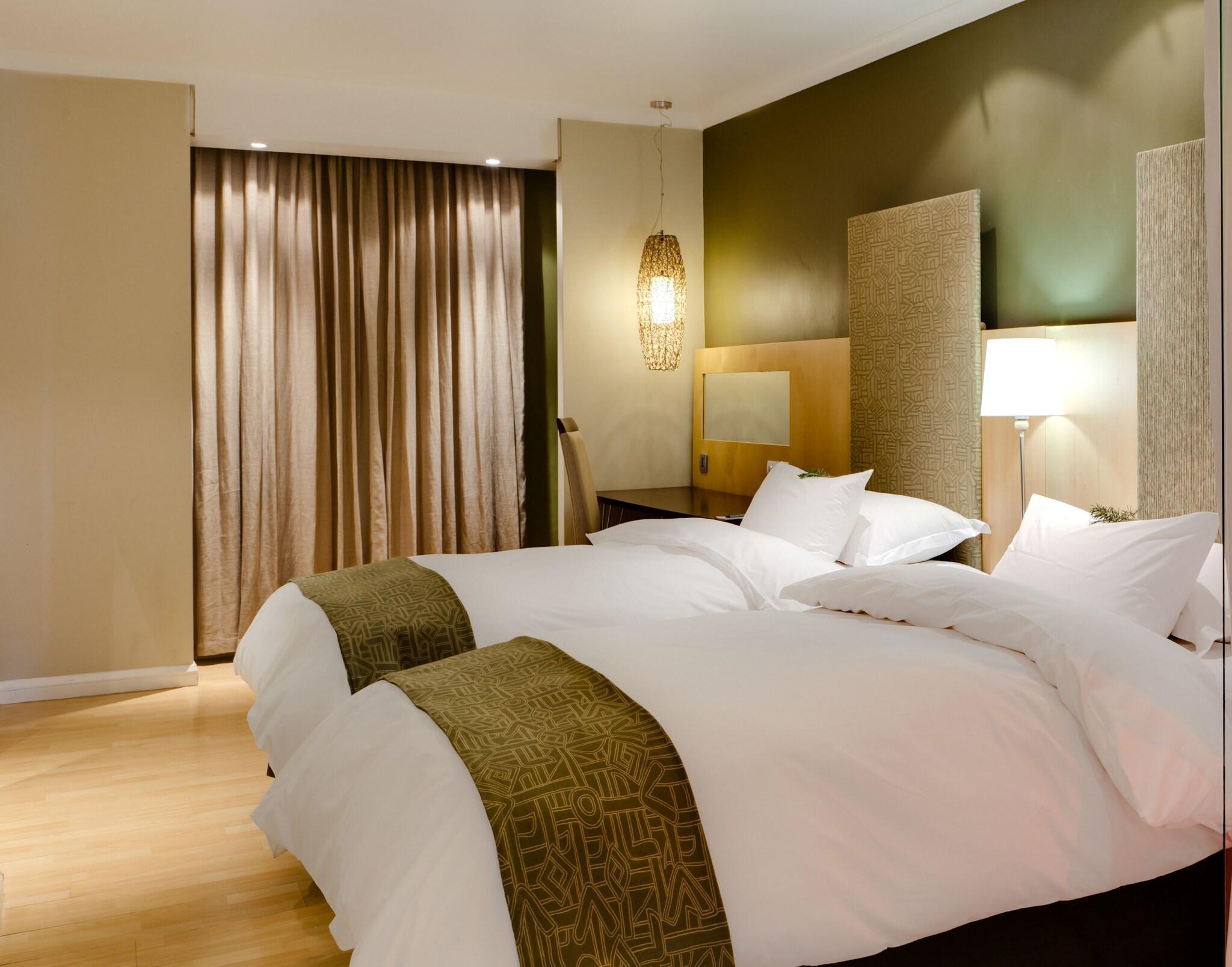 Double King Size Bed