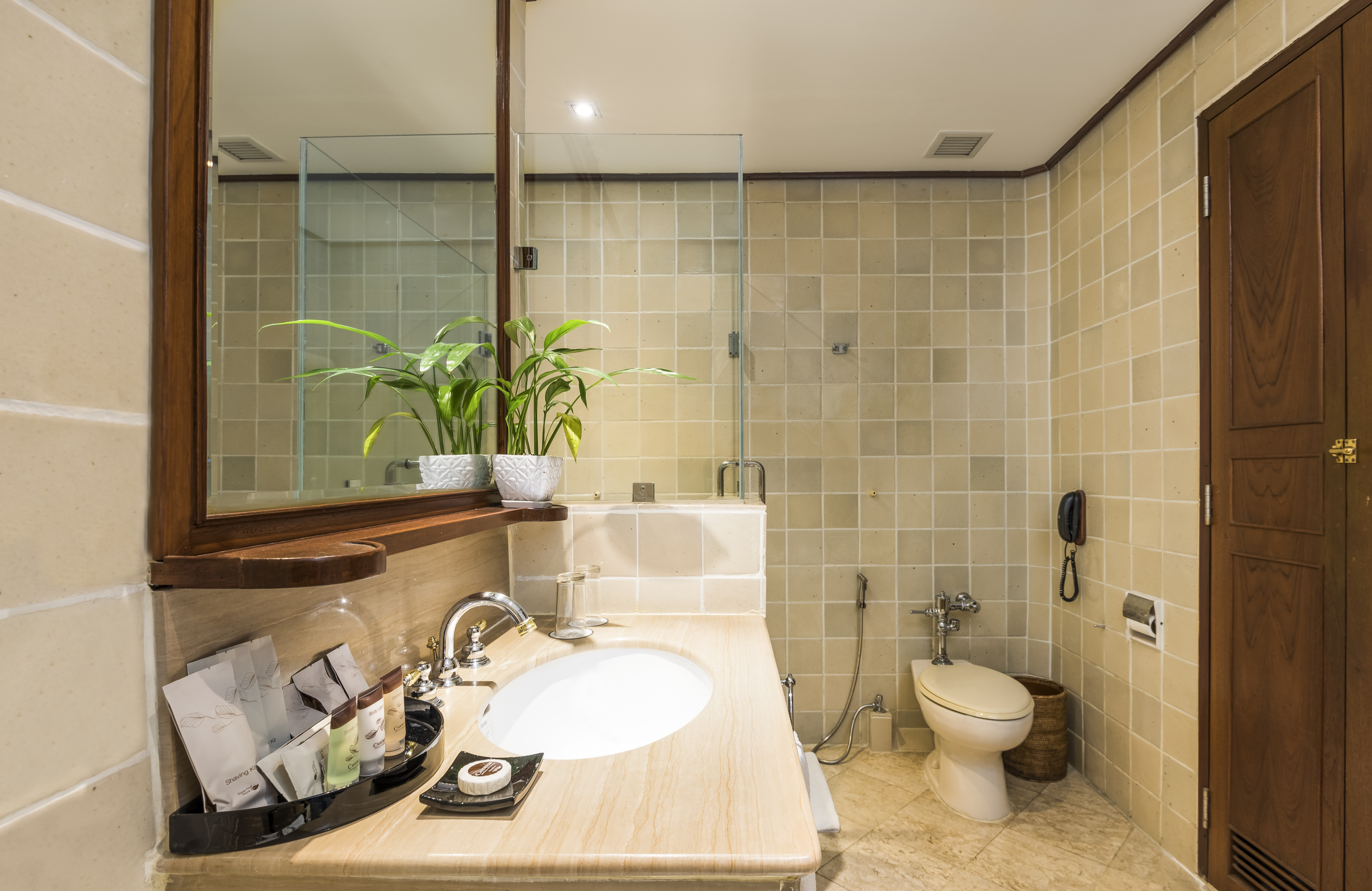 Twin Deluxe Two Beds